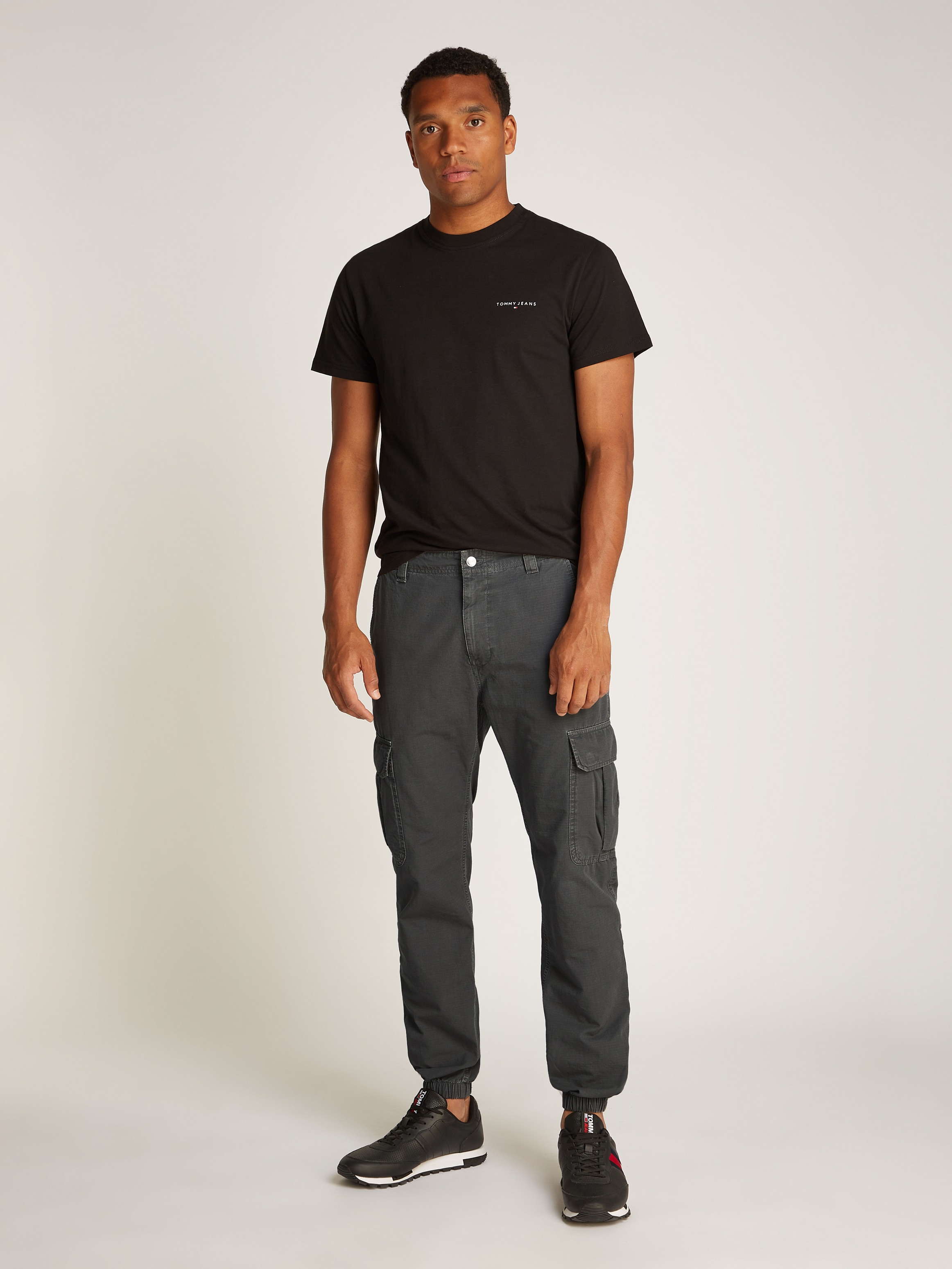 Tommy Jeans Cargohose »TJM RYAN CARGO«, mit Logostickerei
