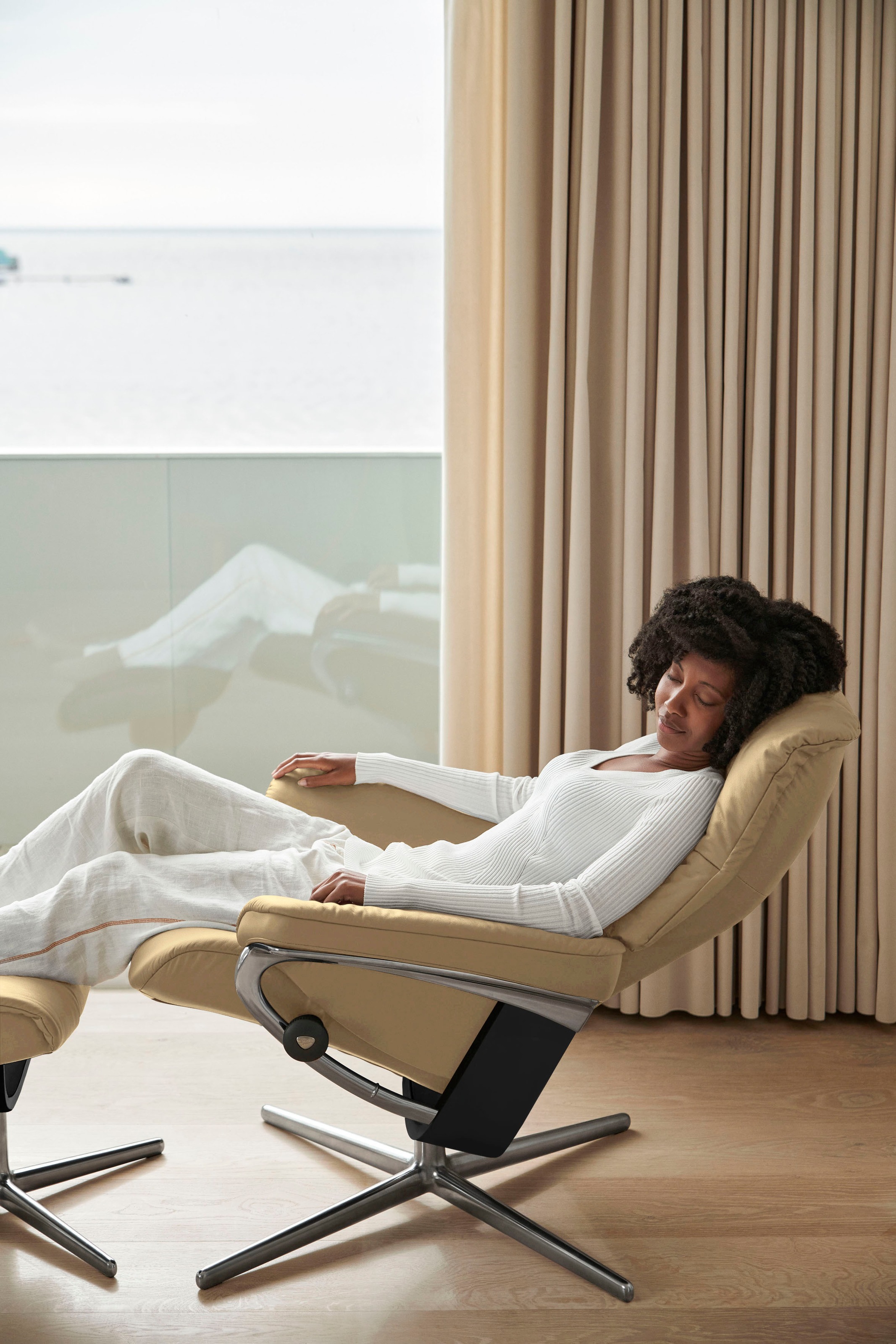 Stressless® Fußhocker »Mayfair«, mit Cross Base, Größe S, M & L, Holzakzent Schwarz