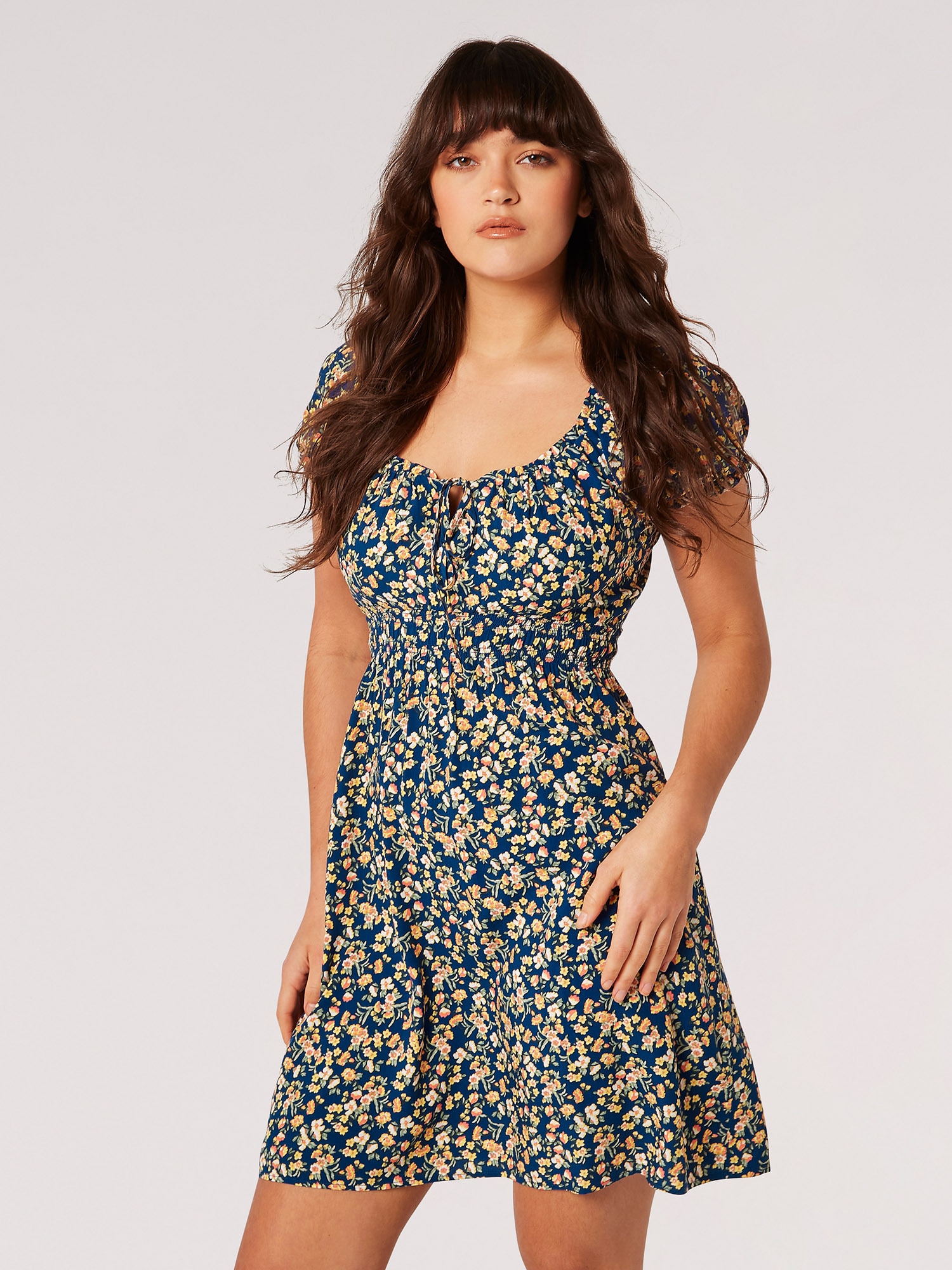 Apricot Minikleid »Minikleid« mit Smokdetails