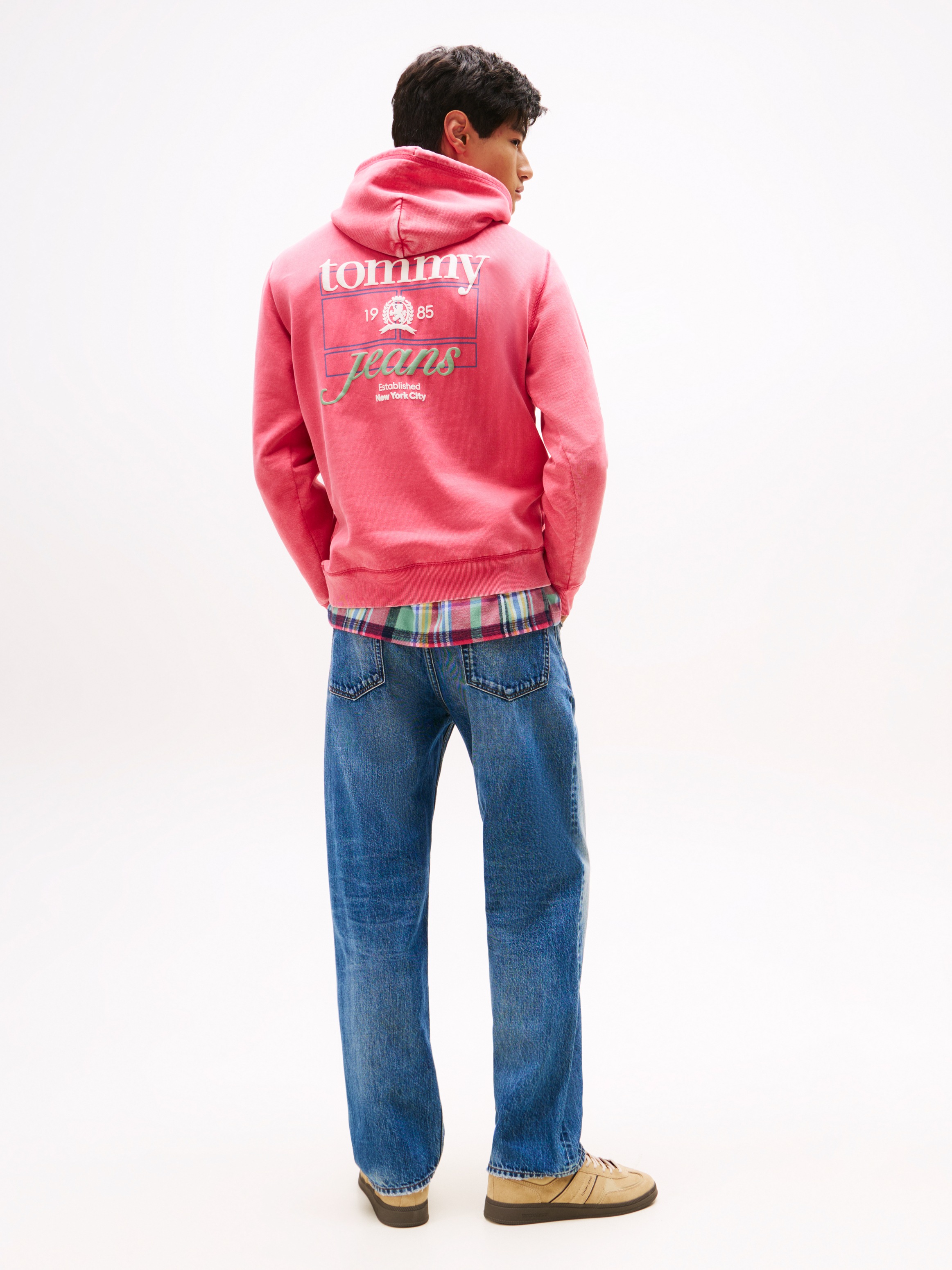 Tommy Jeans Hoodie »TJM WASHED CREST PLAY«, regular fit, Sweatshirt, Rückenprint