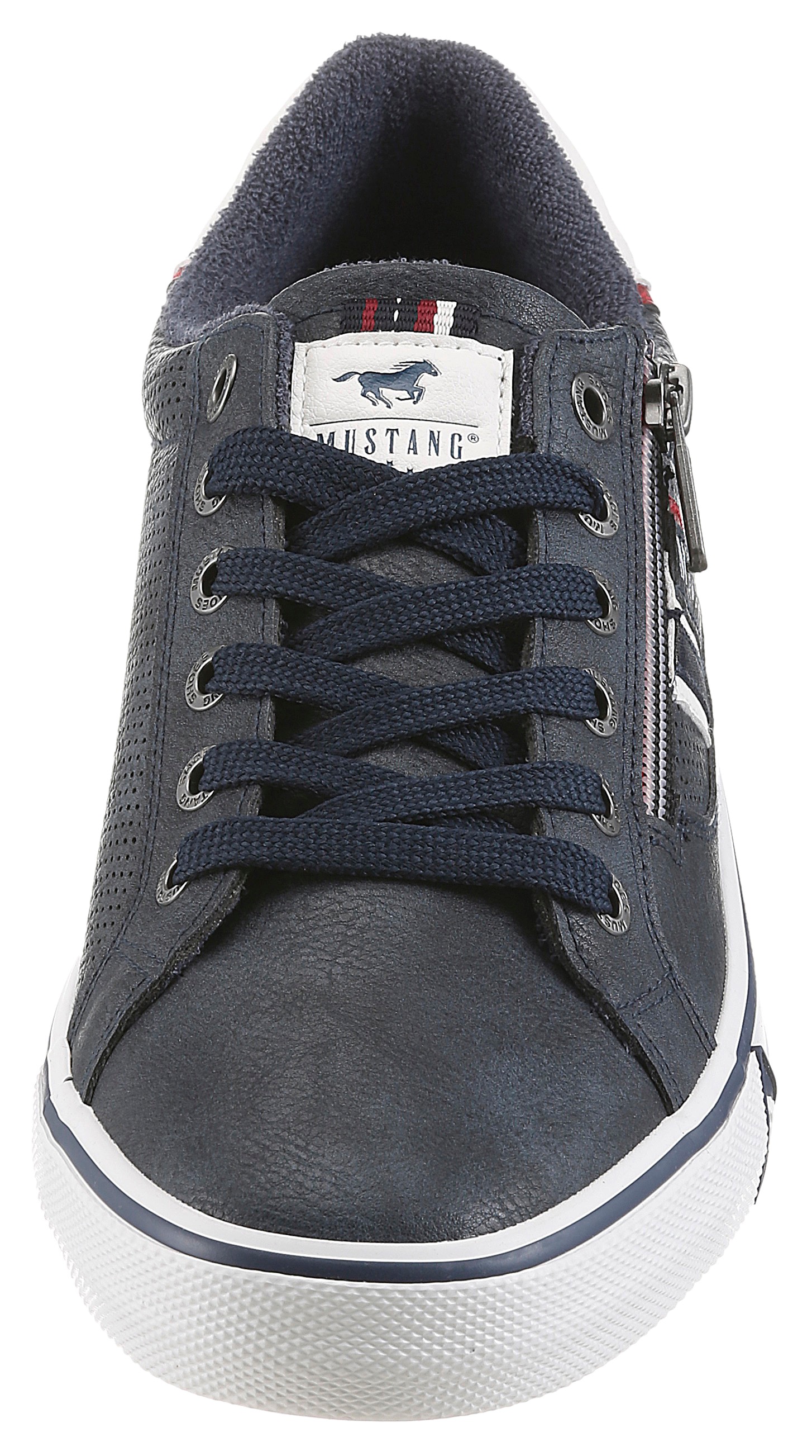 Mustang Shoes Sneaker »Giuliano«  Freizeitschuh, Halbschuh, Schnürschuh mit modischem Lochmuster