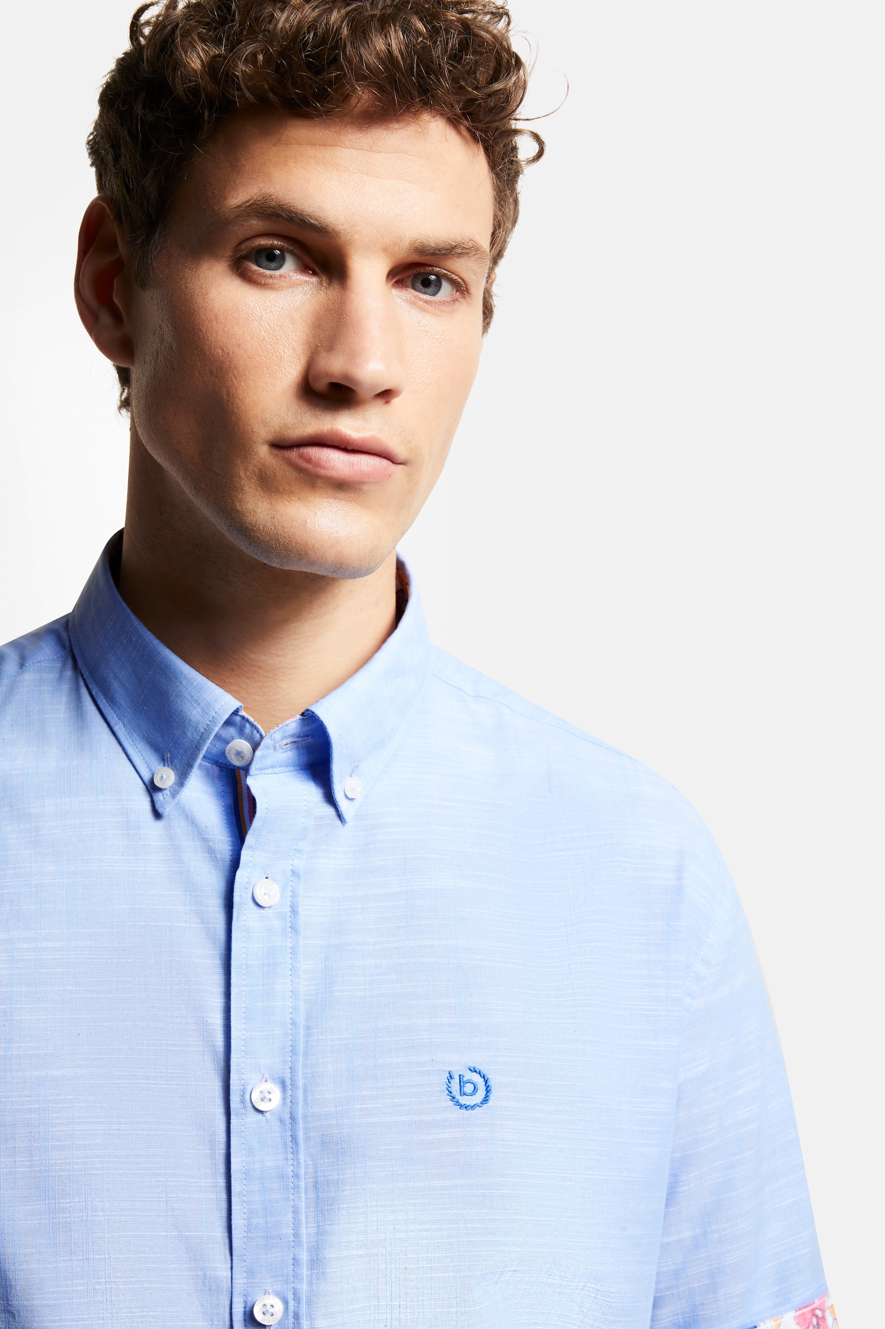 bugatti Kurzarmhemd, mit Button-Down-Kragen