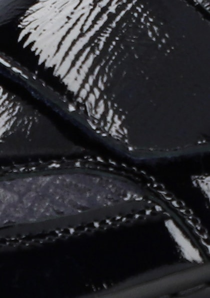 Waldläufer Klettschuh »HENNI-Soft«, Bequemschuh, Komfortschuh in Lack-Optik, Weite H = sehr weit