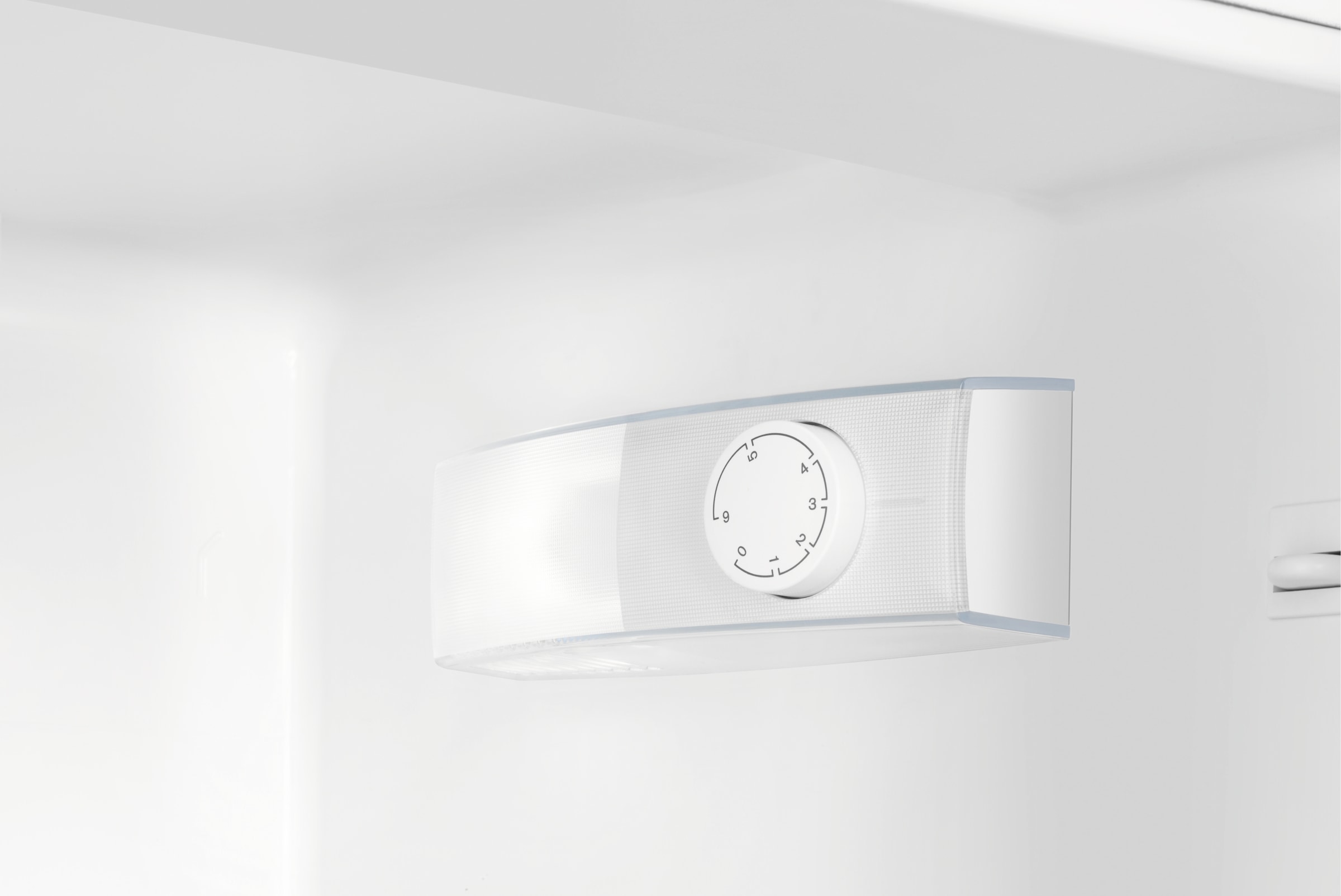 AEG Einbaukühlschrank 5000 »TSK50882DS«, EcoLine - Unsere energieeffizientesten Geräte