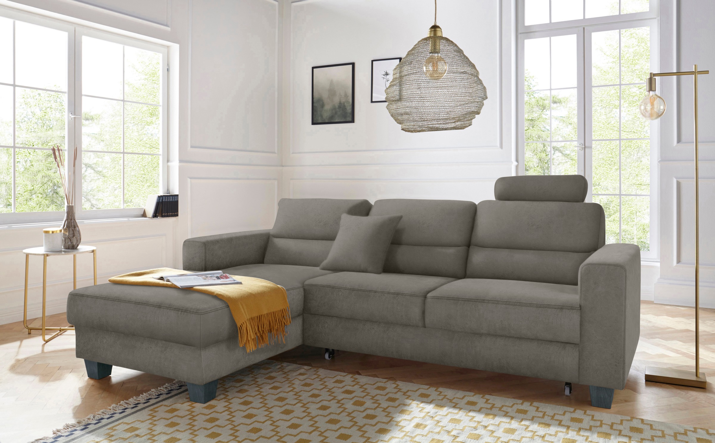 TRENDMANUFAKTUR Ecksofa »Chamber, zeitlos und modern, bequem mit hohem Sitzkomfort, L-Form«, inklusive einer Kopfstütze, wahlweise mit Schlaffunktion