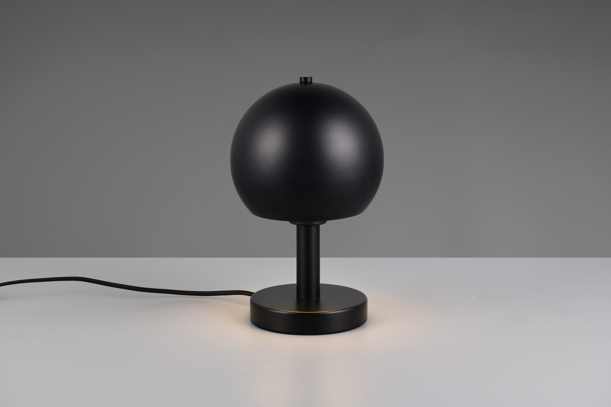 my home Schreibtischlampe »Christelle, Deko Tischleuchte mit Metallschirm Ø 18cm Höhe 29cm« E27 1 Stk. warmweiß - kaltweiß exkl 1x E27 max 10W, indirektes Licht, Lichtaustritt nur nach unten