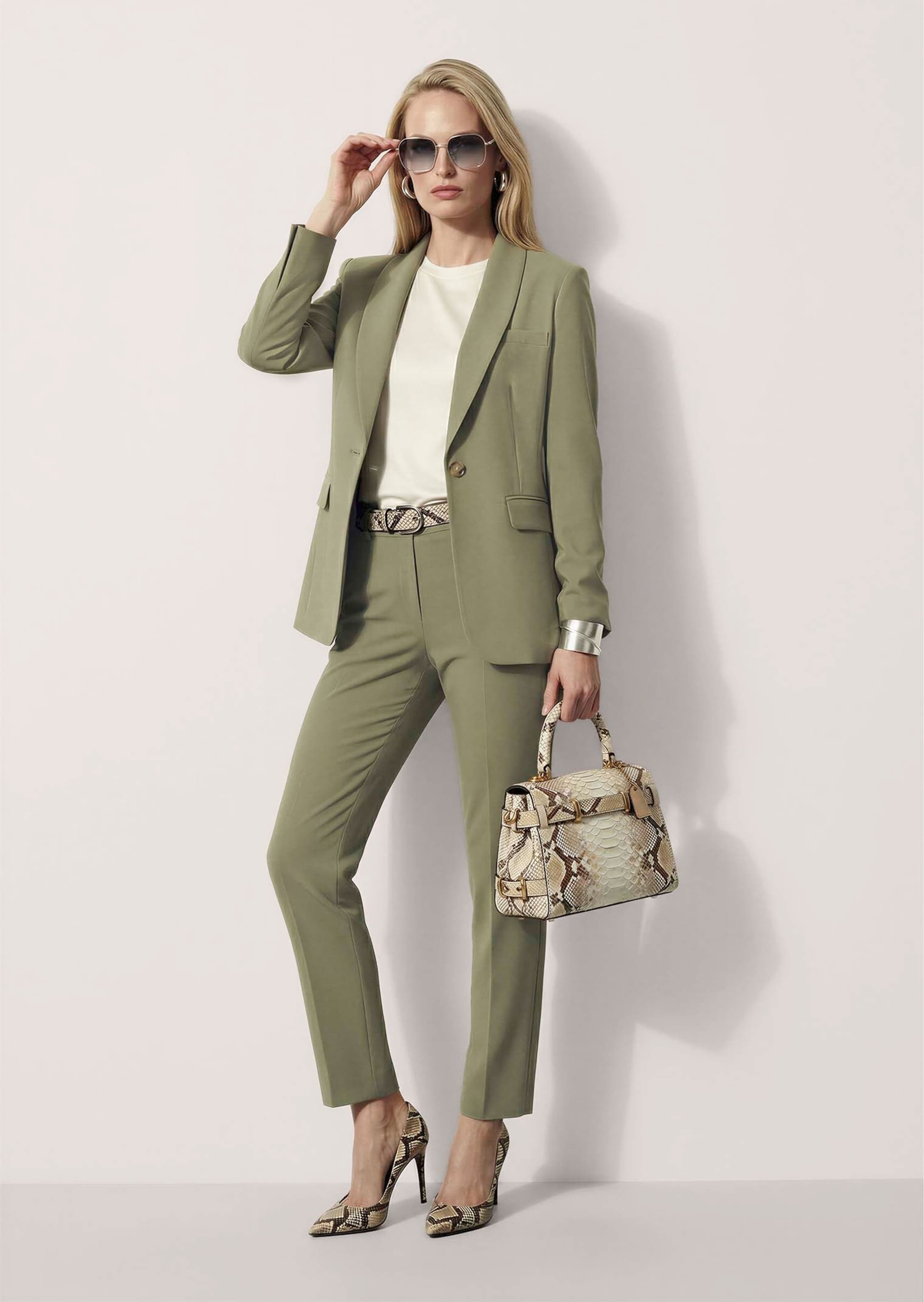 MADELEINE Jackenblazer »Blazer Zeitloser Blazer mit elegantem Kragen«