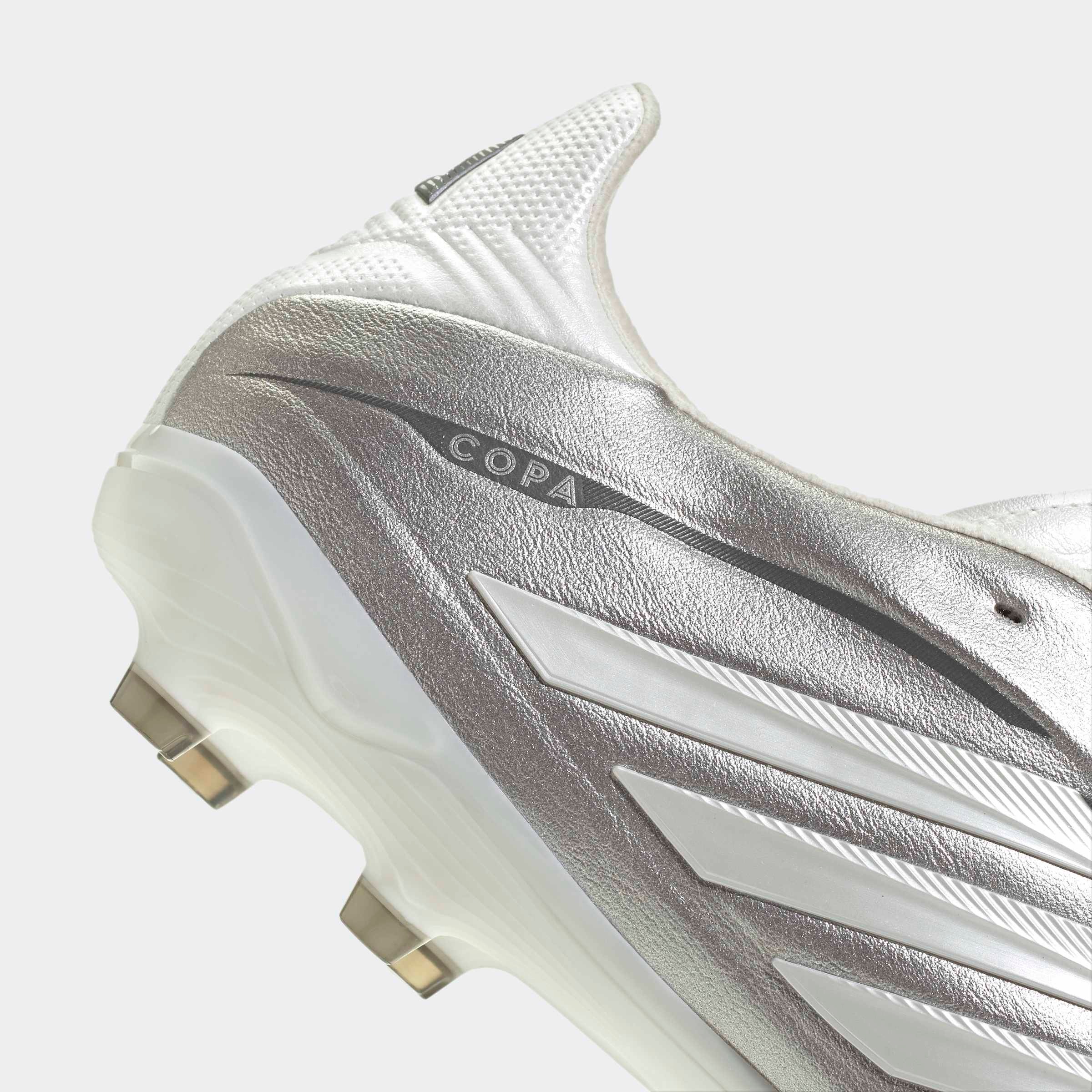 adidas Performance Fußballschuh »COPA PURE IV PRO FIRM GROUND«  Außensohle für feste Böden
