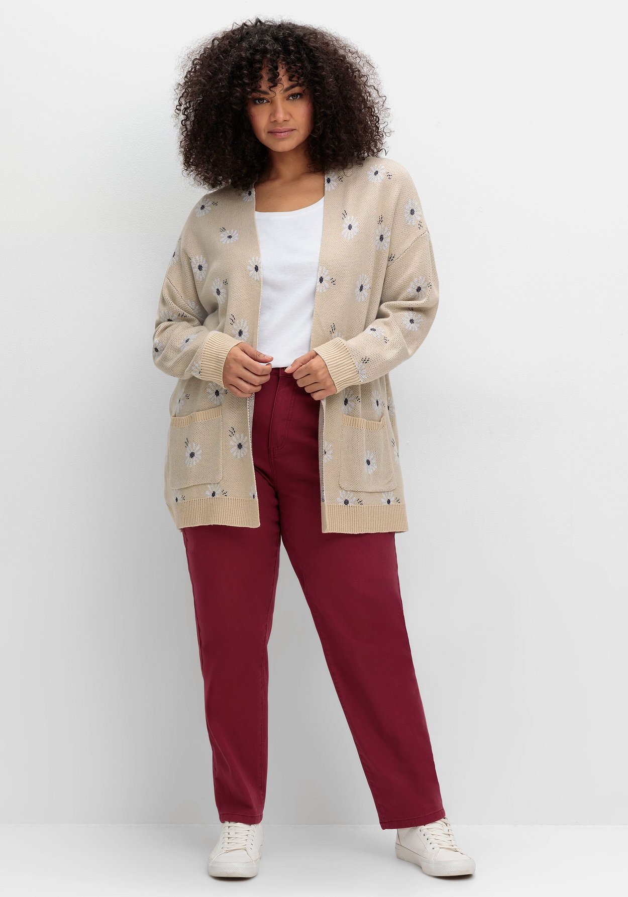 Sheego Strickjacke »Cardigan mit Blüten-Jacquardmuster«