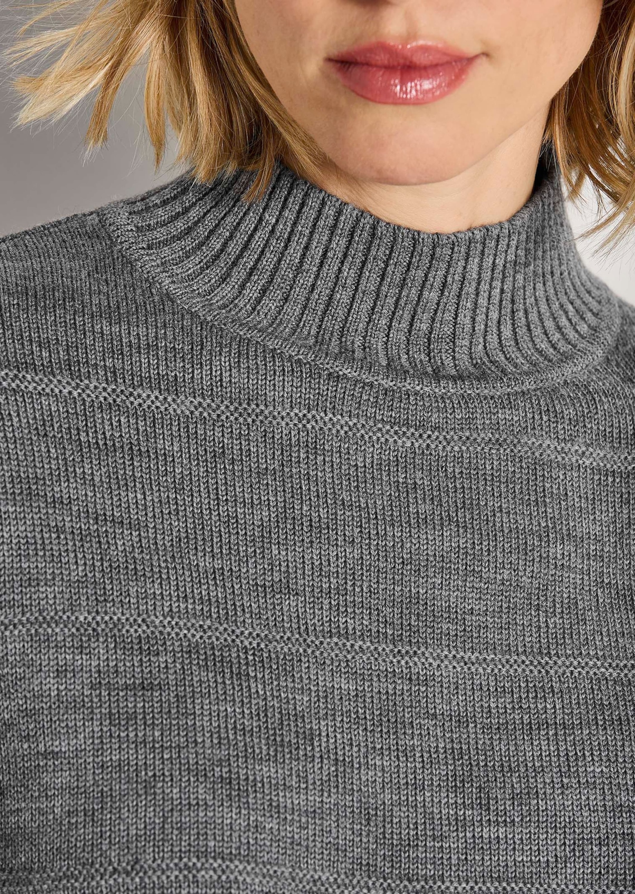 MADELEINE Stehkragenpullover »Strickpullover Eleganter Wollpullover mit Querstruktur«