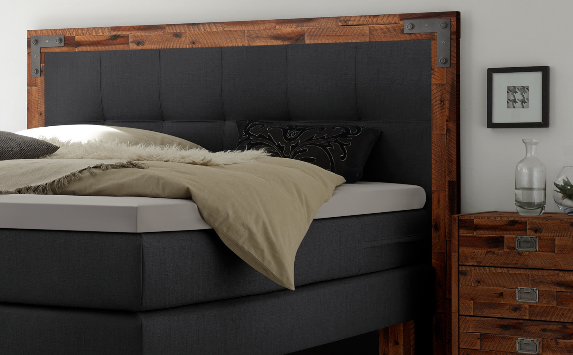 HASENA Boxspringbett Memphis, im Vintagelook, Massivholz-Umrandung, Tonnentaschen-Federkernmatratze