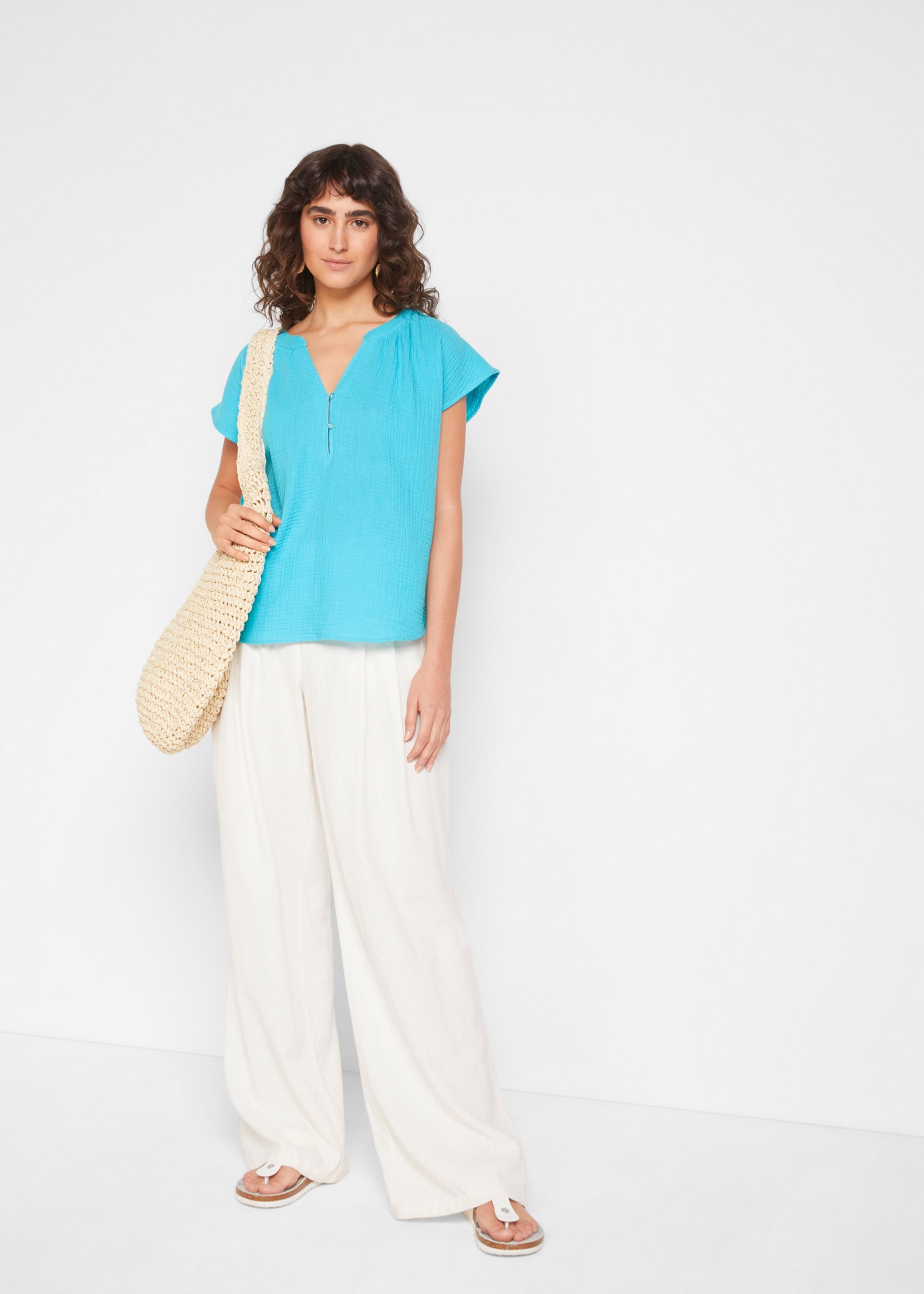bonprix Shirtbluse »Musselin-Blusentop aus reiner Baumwolle« Oversize-Passform, mit V-Ausschnitt, aus Baumwolle