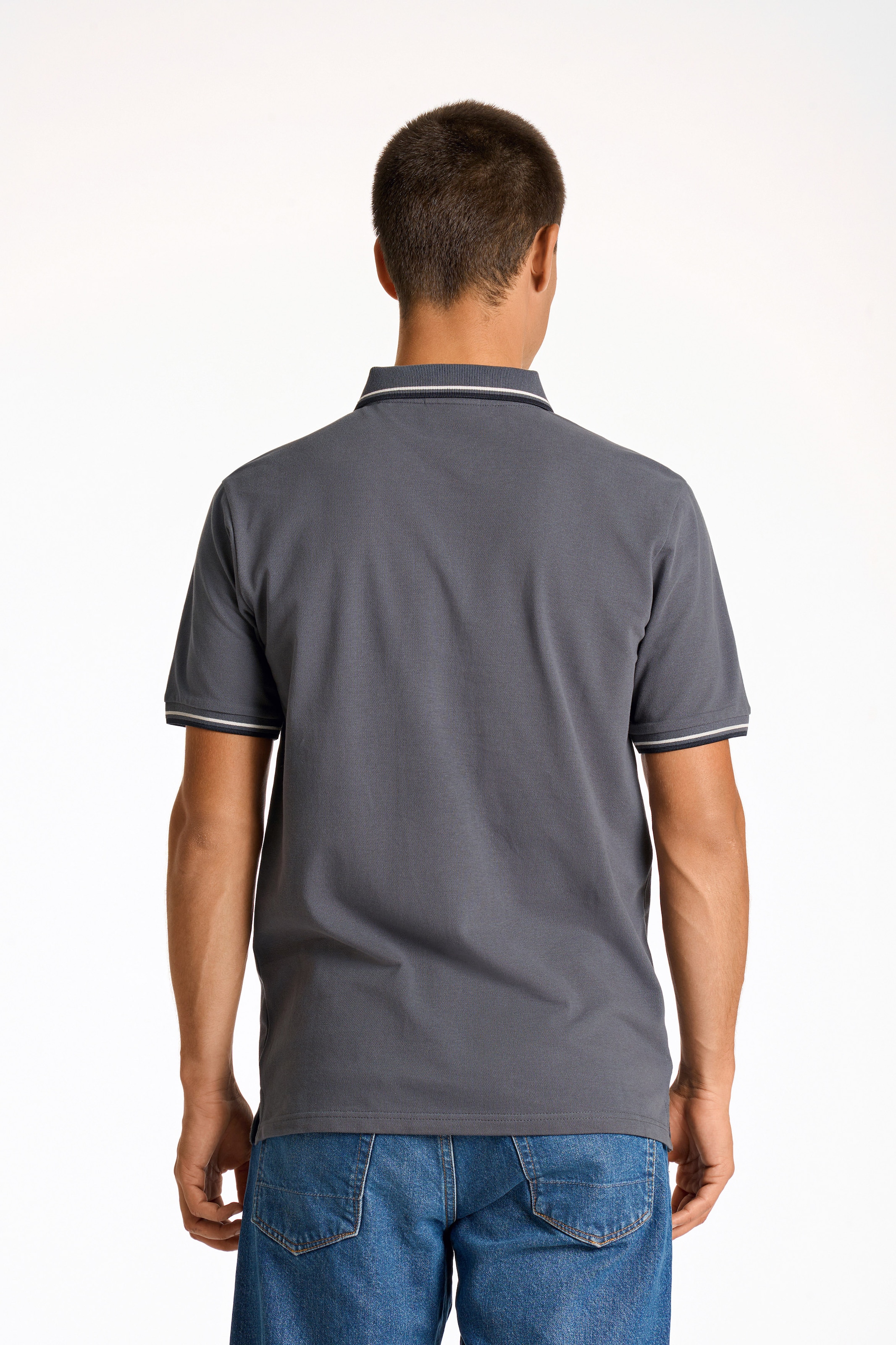 LINDBERGH Poloshirt, mit Logo-Stickerei und abgesetzten Bündchen
