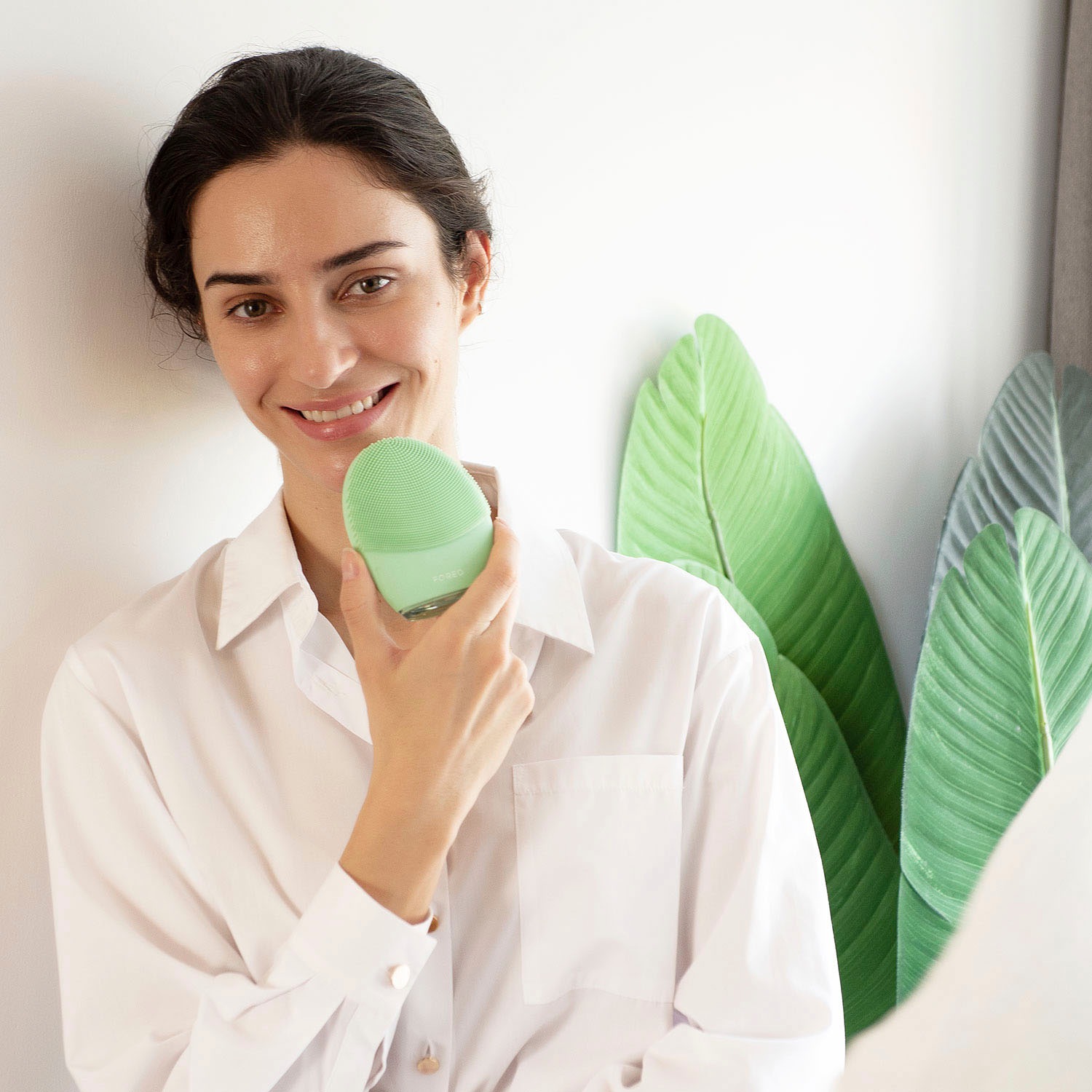 FOREO Elektrische Gesichtsreinigungsbürste »LUNA™ 4 combination skin«