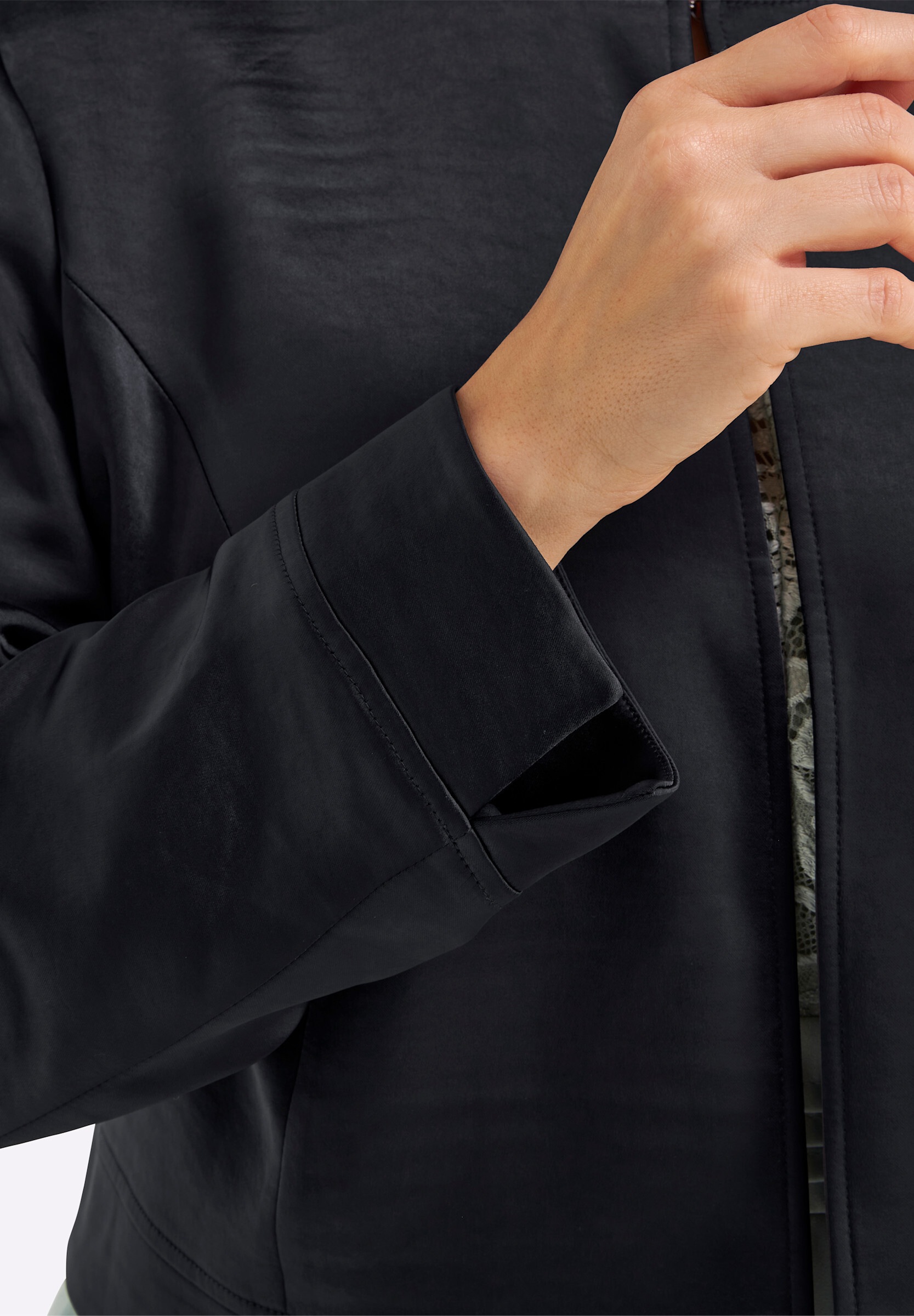 Sheego Boleroblazer »Boleroblazer Bolerojacke im Blazer-Schnitt«