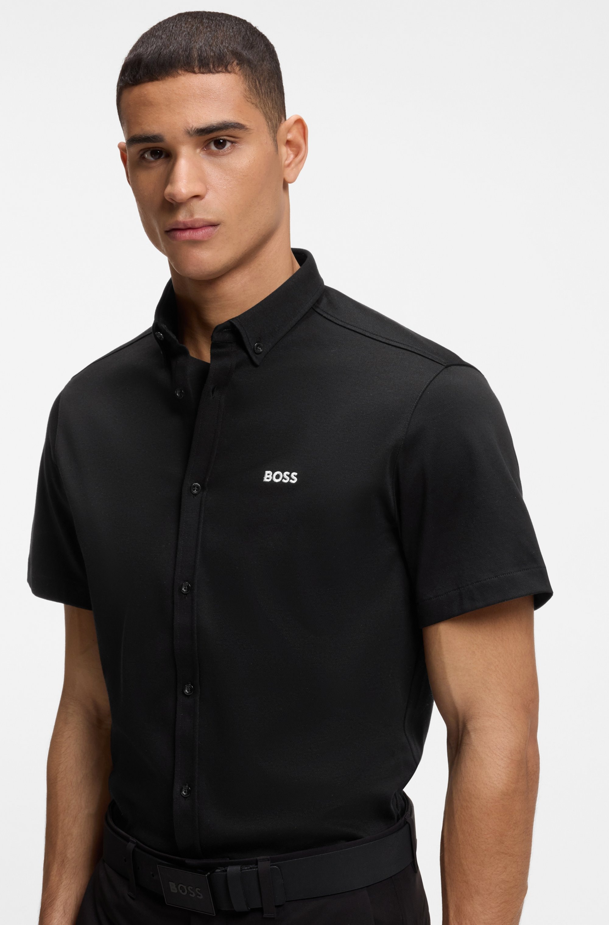 BOSS GREEN Kurzarmhemd »Motion S« Regular Fit, Button-down-Kragen, Kurzarm, Logo-Stickerei