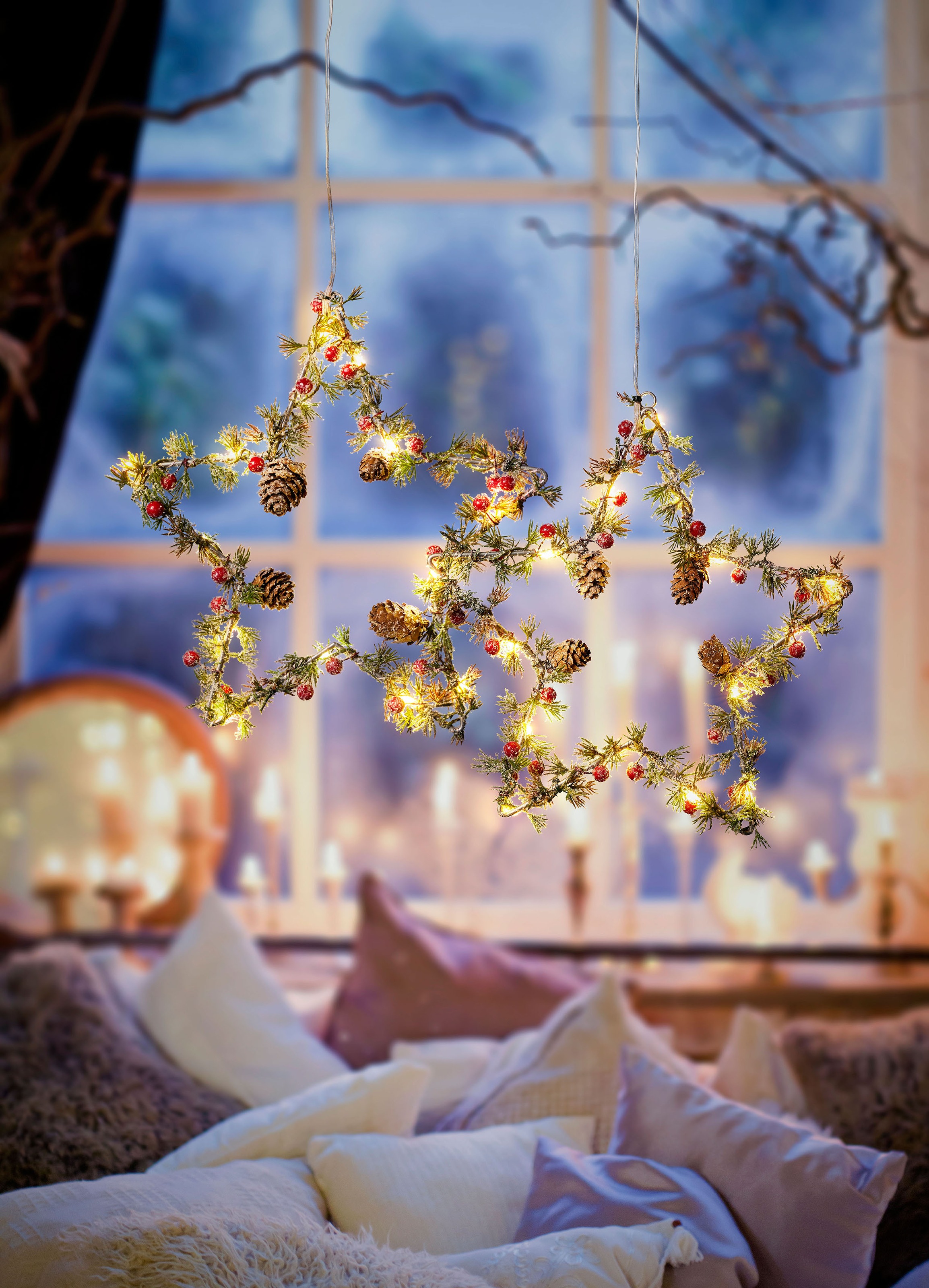 BONETTI LED Stern »Weihnachtsstern, Früchte und Zapfen«, 2er Set, zum Aufhängen, Ø ca. 27 cm, Weihnachtsdeko