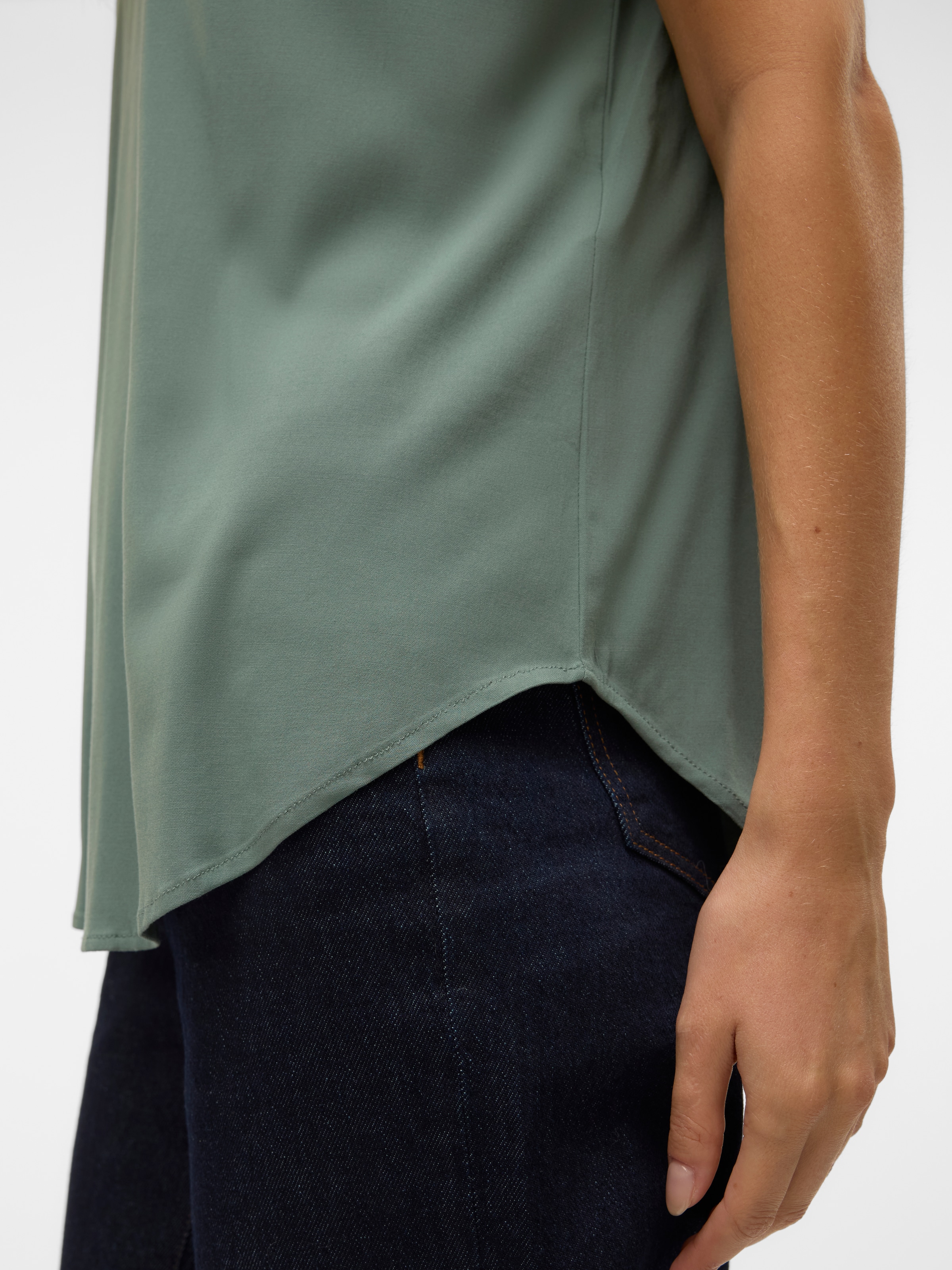 Vero Moda Blusenshirt »VMBELLA SS TOP WVN GA NOOS«