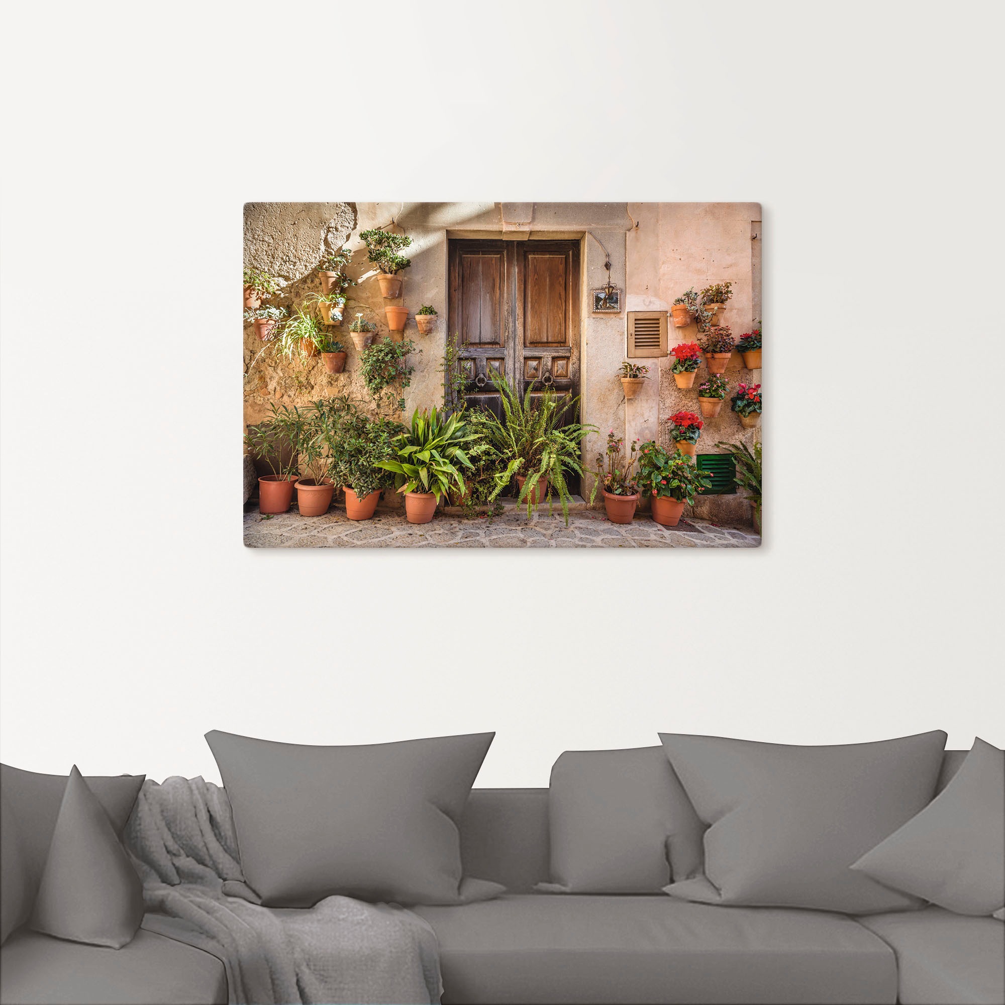 Artland Wandbild »Altstadtgasse Mallorca, Spanien«, Pflanzenbilder, (1 St.), als Alubild, Outdoorbild, Leinwandbild, Poster, Wandaufkleber