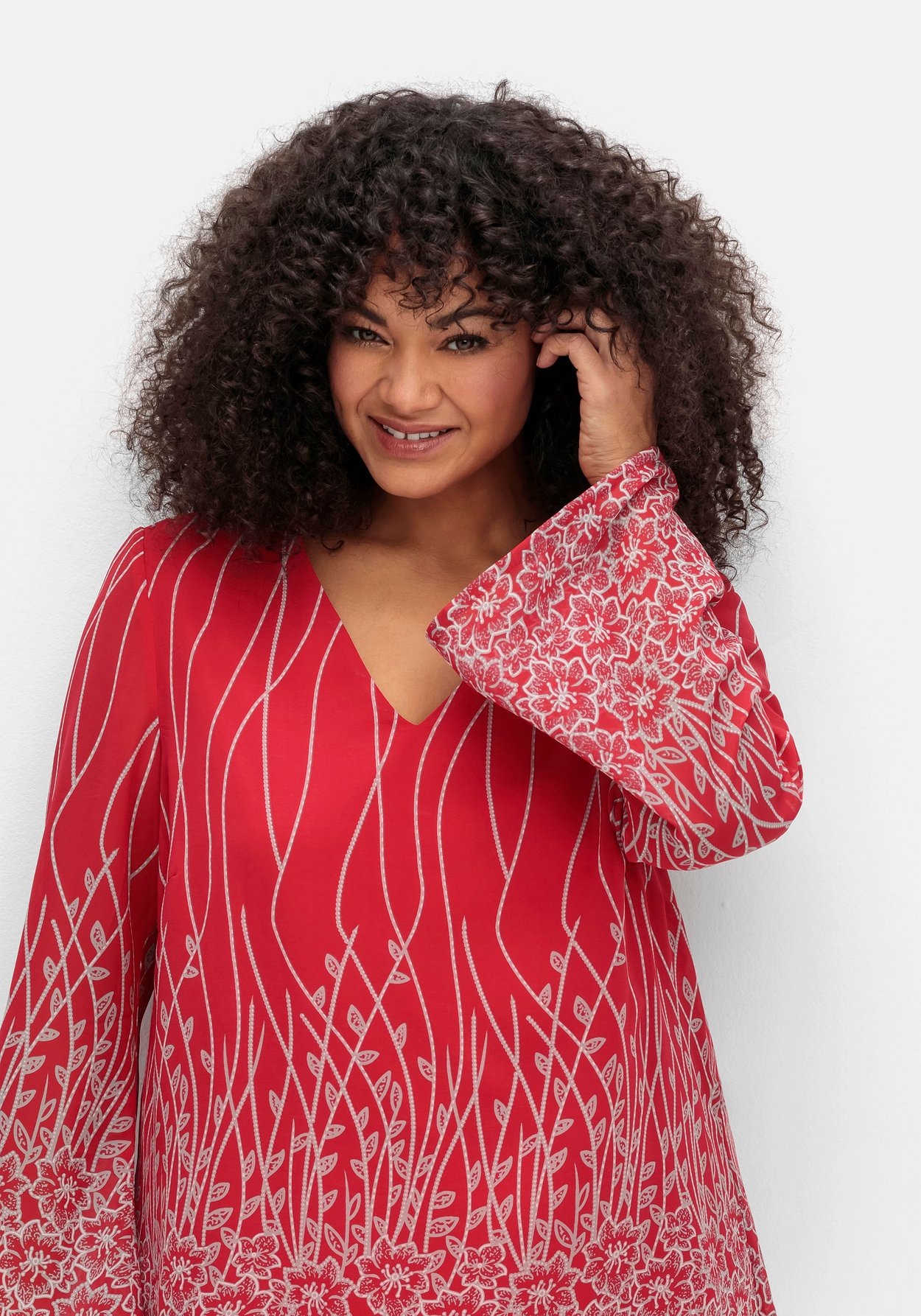 Sheego Tunika »Tunika aus Chiffon, mit blickdichtem Untershirt«