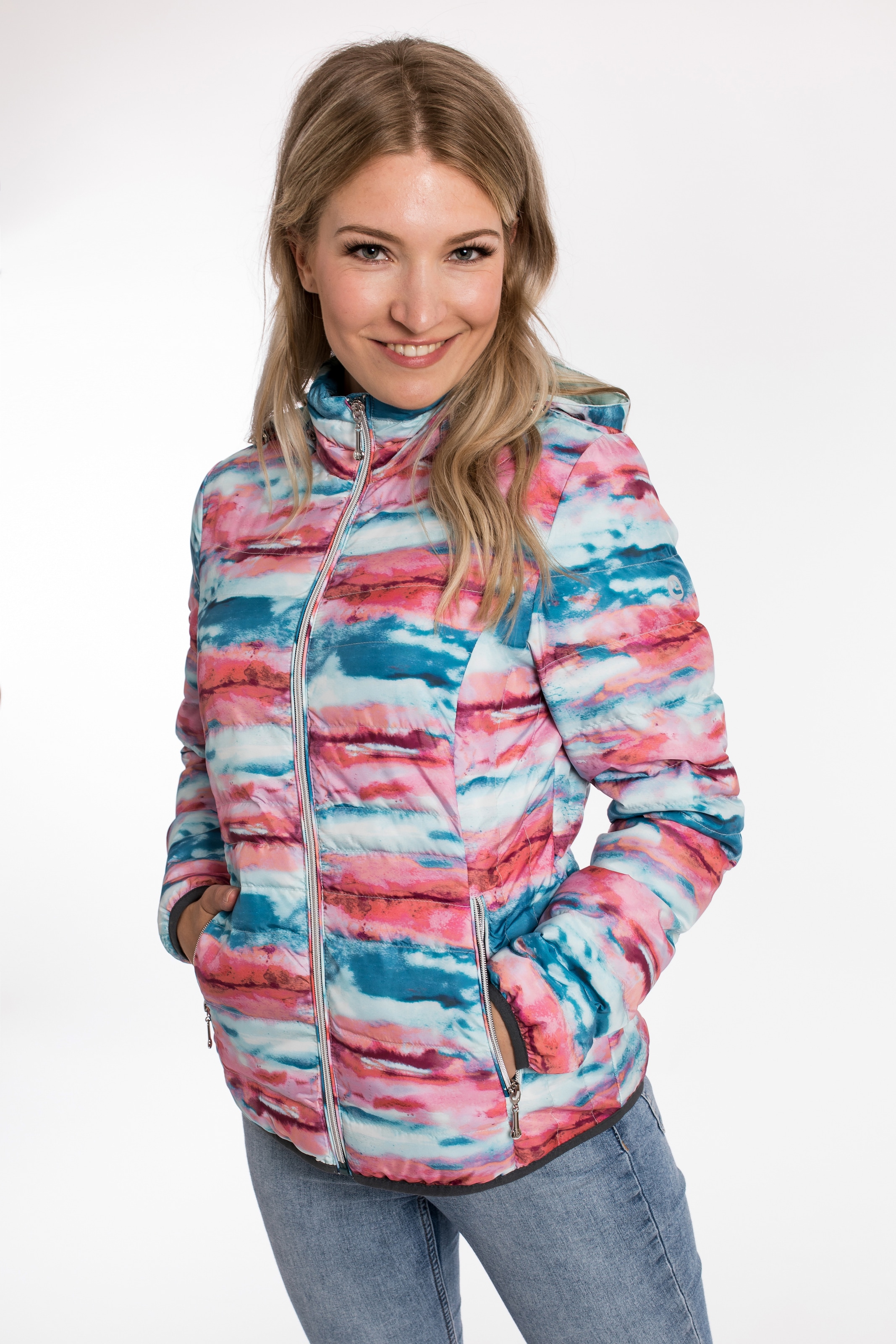 Winterjacke »WILDCAT HILL Women«, Steppjacke mit außergewöhnlichem Design