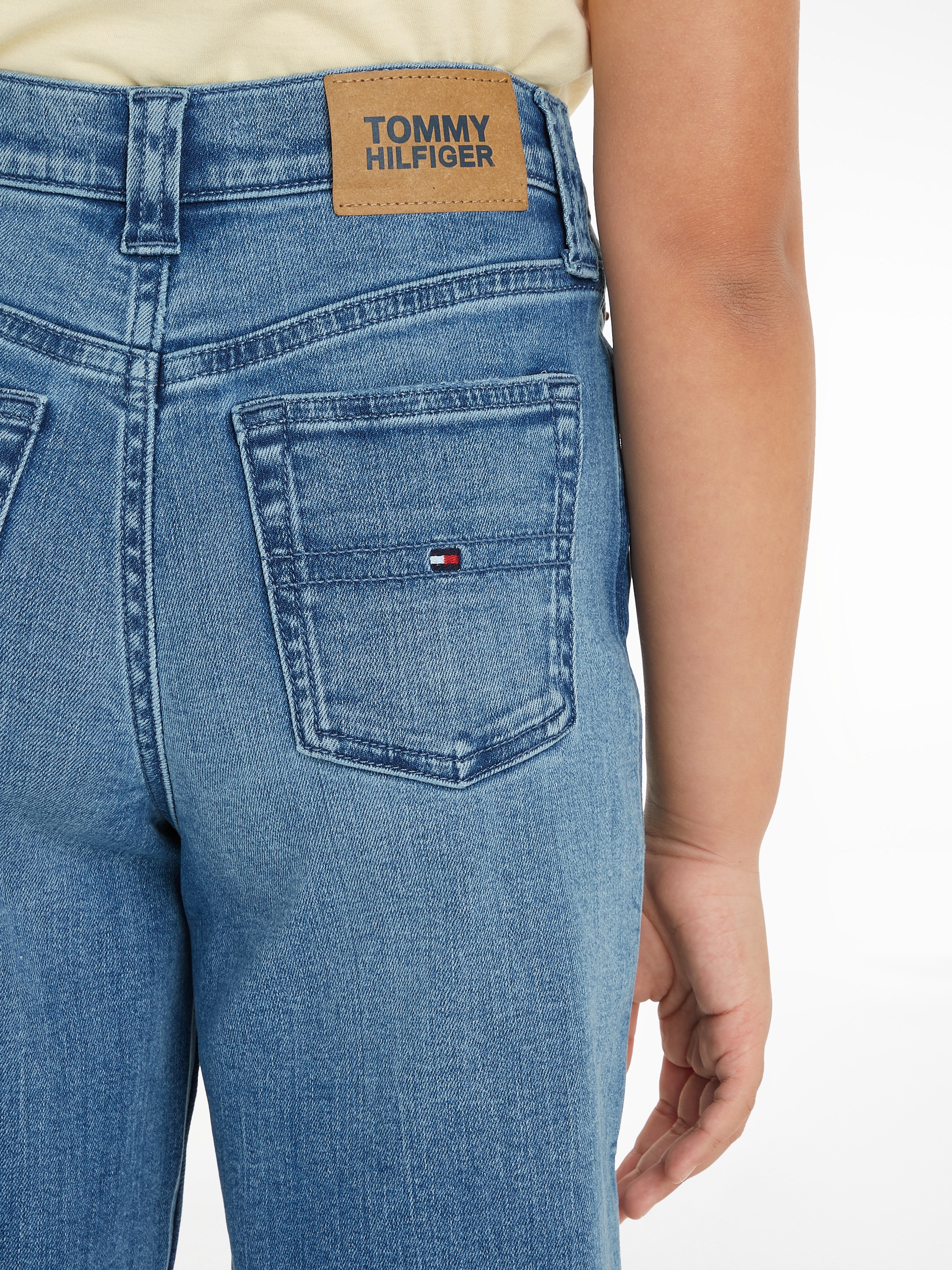 Tommy Hilfiger Straight-Jeans »MABEL VINTAGE STRAIGHT DENIM«, Kinder bis 16 Jahre mit Logostickerei