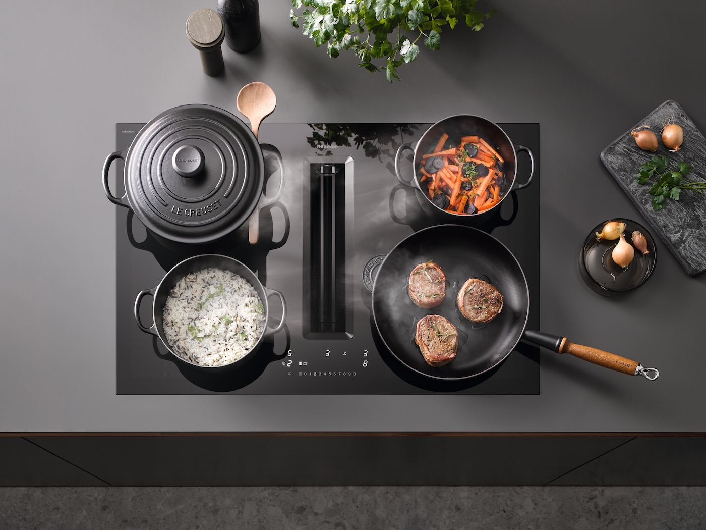 Miele Kochfeld mit Dunstabzug »KMDA 7676 FL-A BlackPerfection«