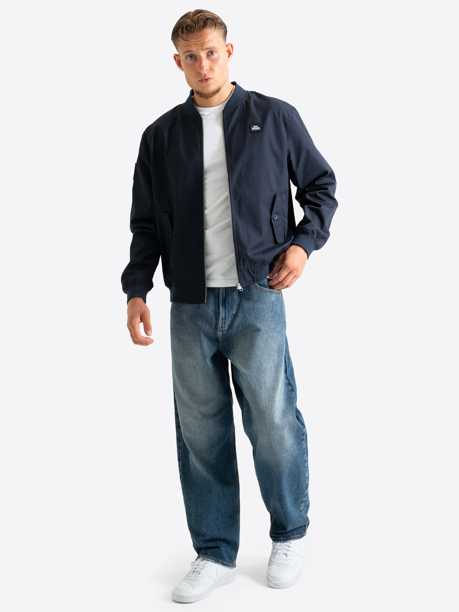 Lonsdale Collegejacke »LEYTONSTONE« mit Reißverschluss, aus Baumwolle und Polyester, normale Passform