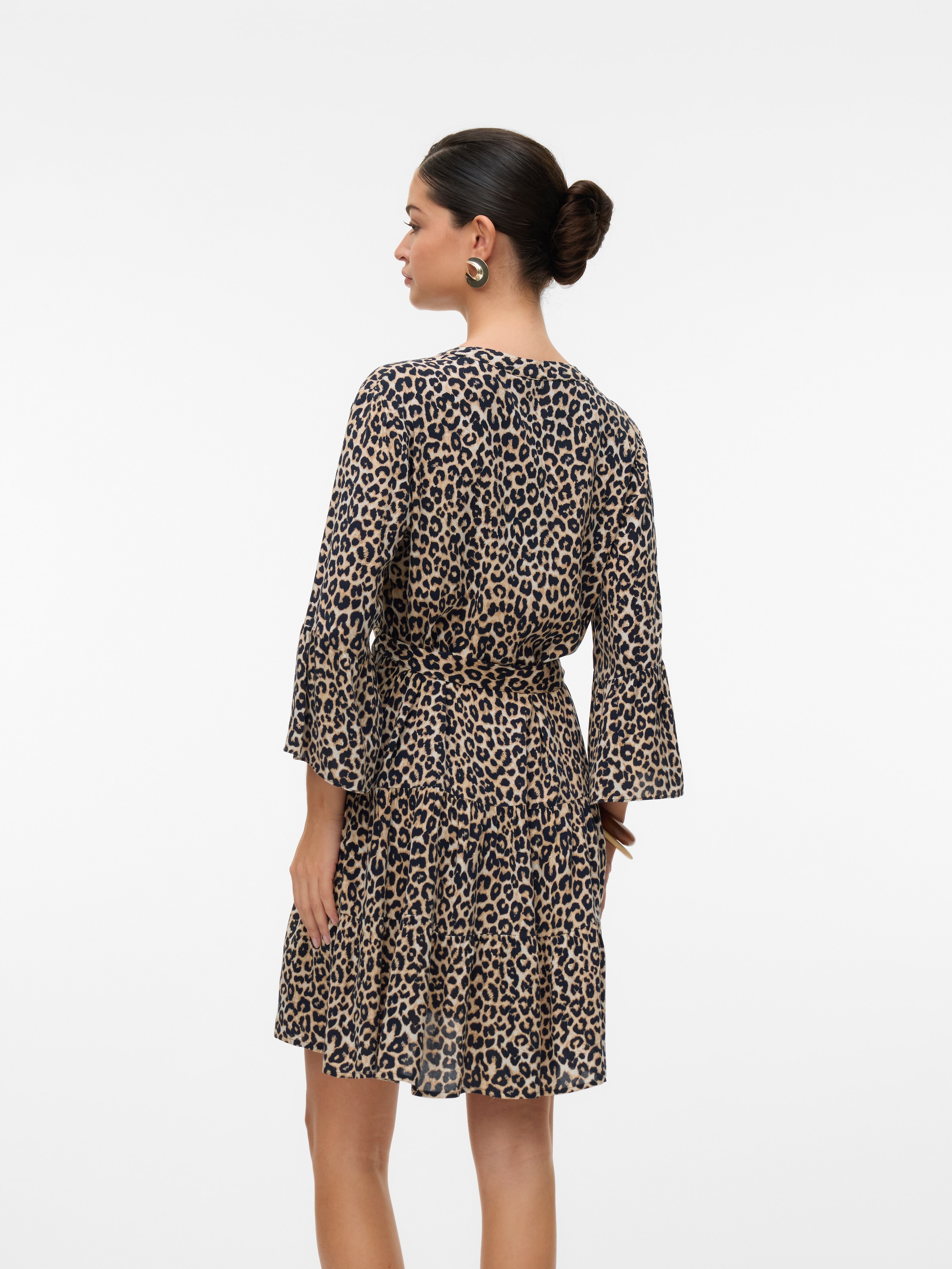 Vero Moda Tunikakleid »VMMELBA 3/4 SHORT BELT DRESS WVN GA NOOS«, mit Volant und Taillen-Bindegürtel