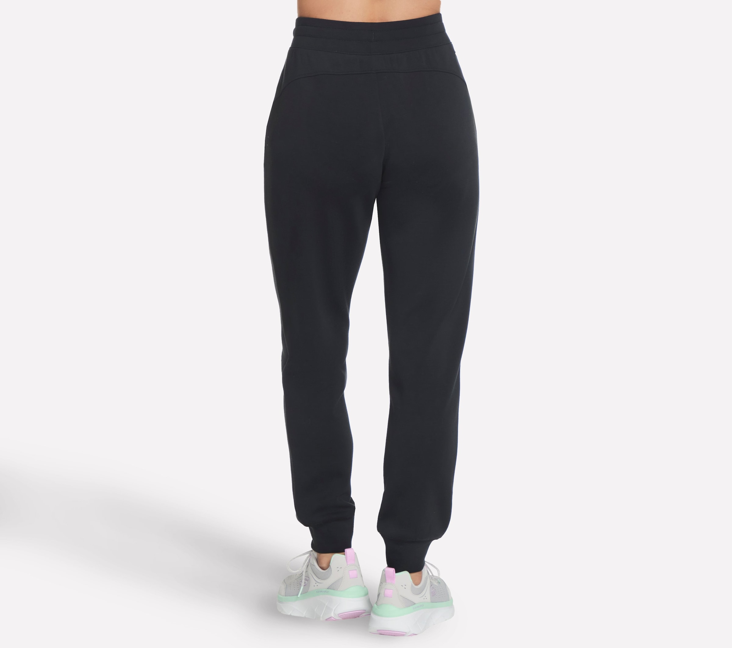 Skechers Jogginghose »SKECHLUXE ELEVATE JOGGER«  aus SKECHWEAVE ELEVATE™-Stoff, konisch zulaufendes Bein