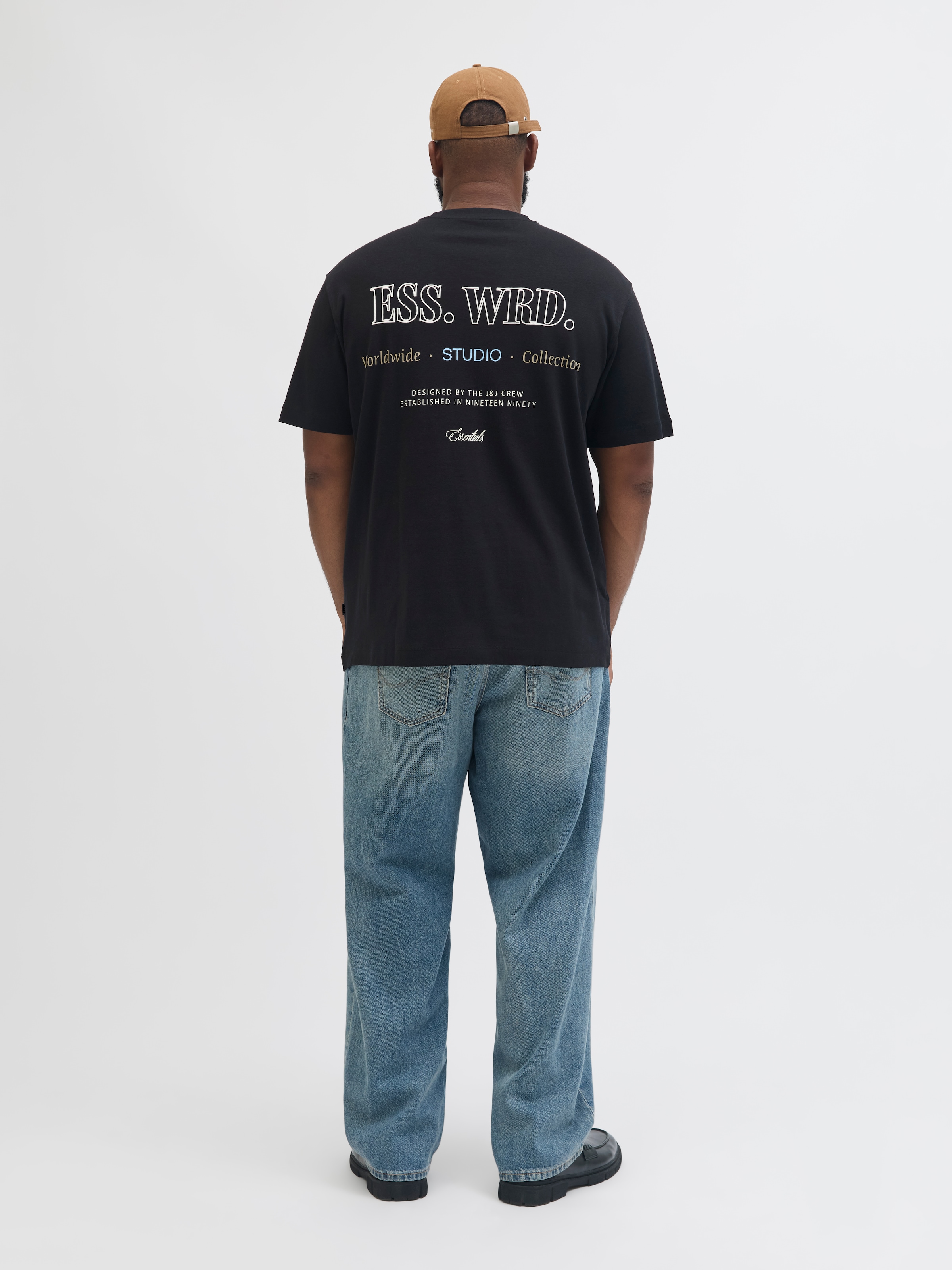 Jack & Jones PlusSize T-Shirt »JJEURBAN EDGE STUDIO TEE SS SN PLS«, mit Logobranding