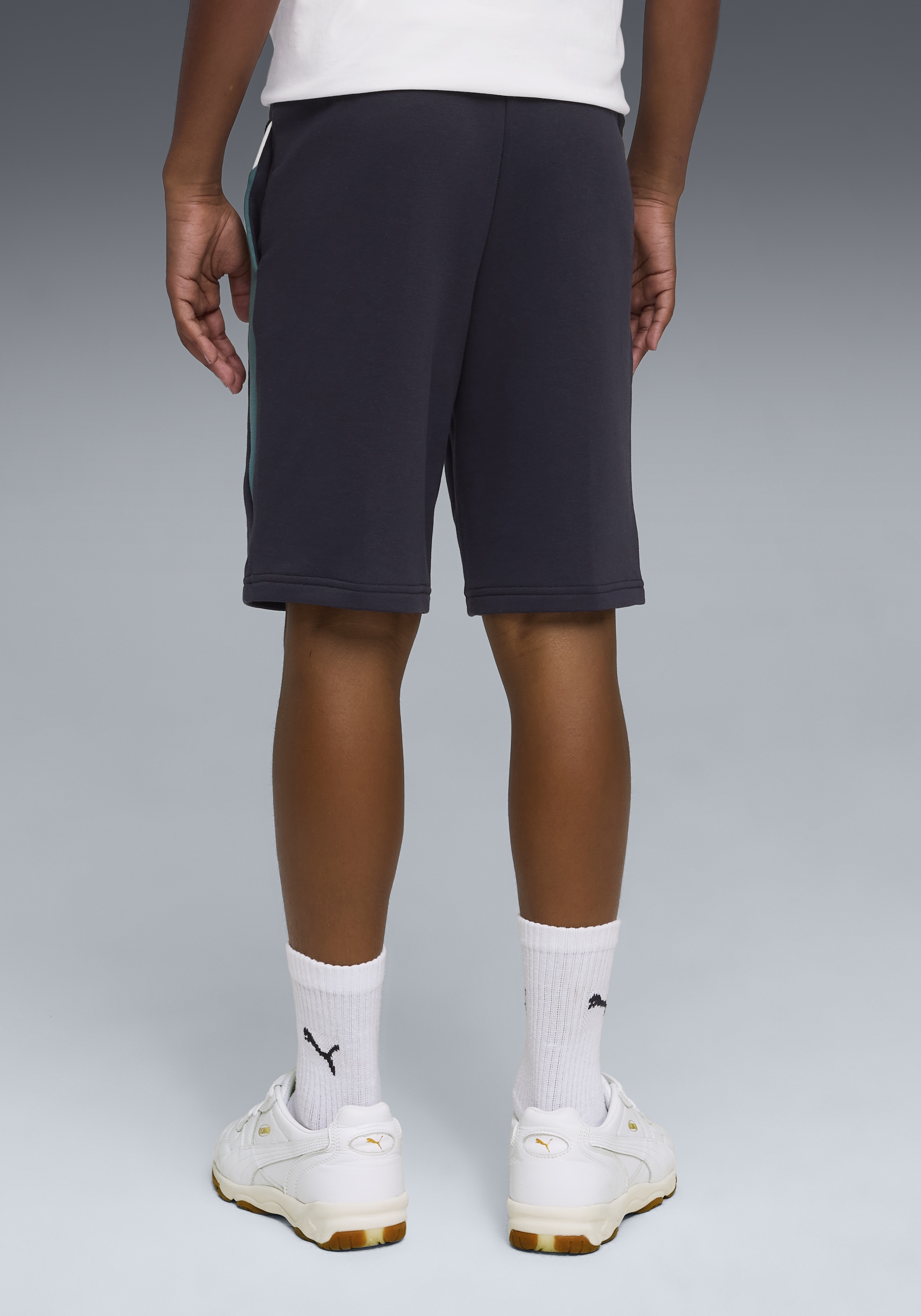 PUMA Trainingsshorts »ESS BLOCK SHORTS TR B«  aus Baumwollmischung, mit Eingrifftaschen, Regular Fit