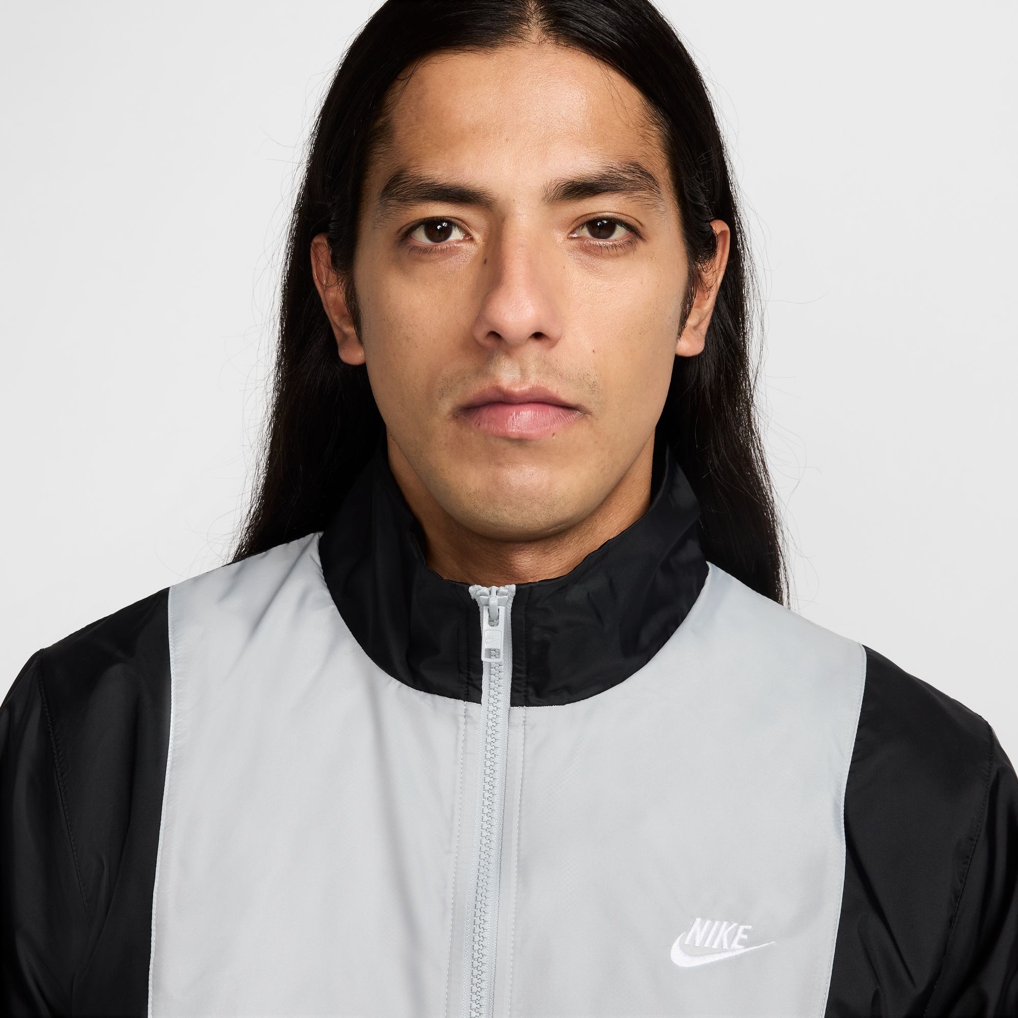 Nike Sportswear Trainingsanzug »M NK CLUB WVN TRK SUIT« 2-teiliges Set, aus gewebtem Taftmaterial