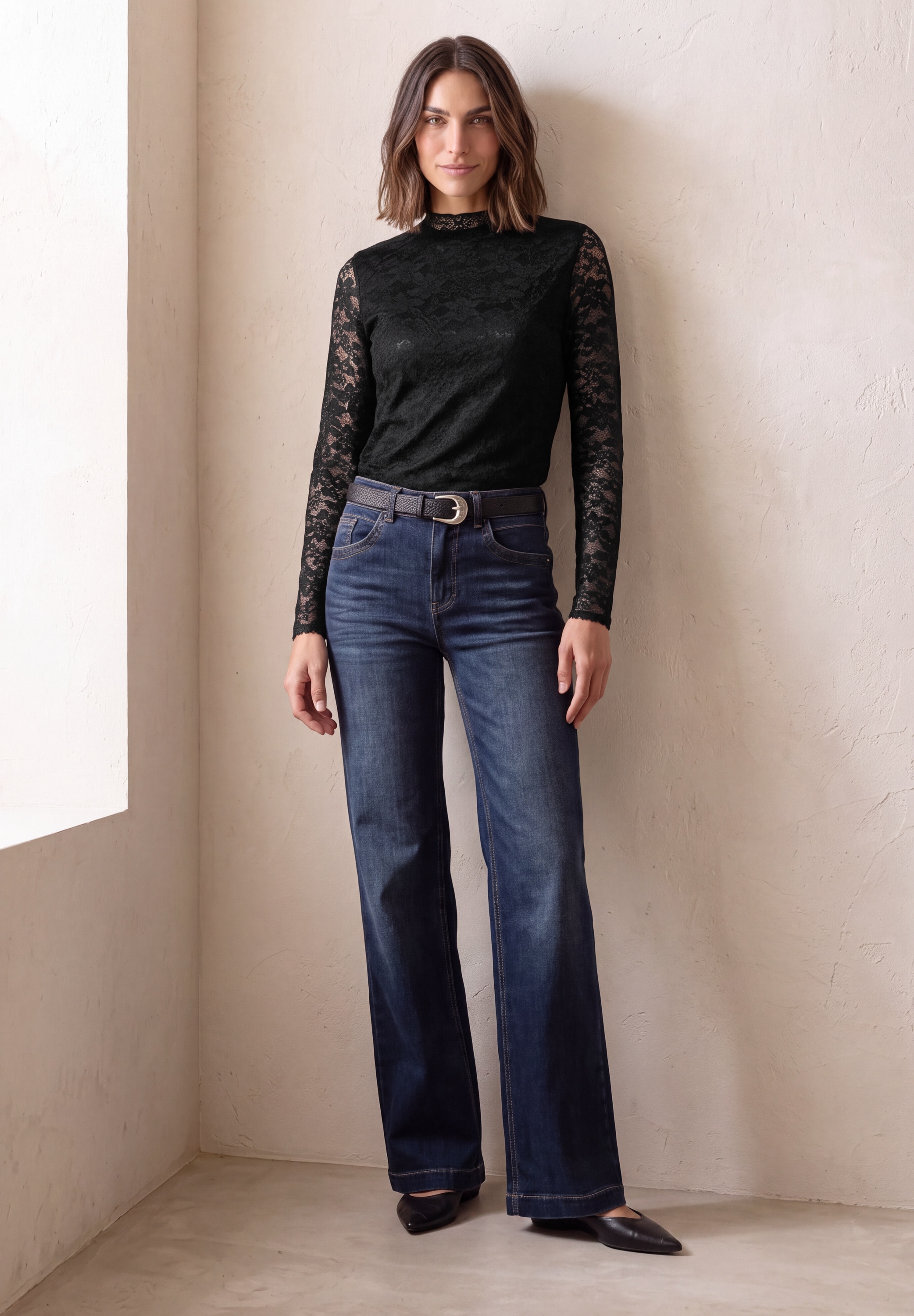 STREET ONE Spitzenshirt aus elastischer Spitze, unifarben