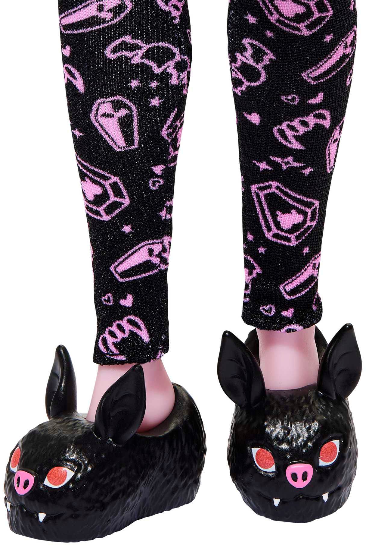 MonsterHigh™ Anziehpuppe »Creepover Draculaura - Schaurig schöne Pyjamaparty«