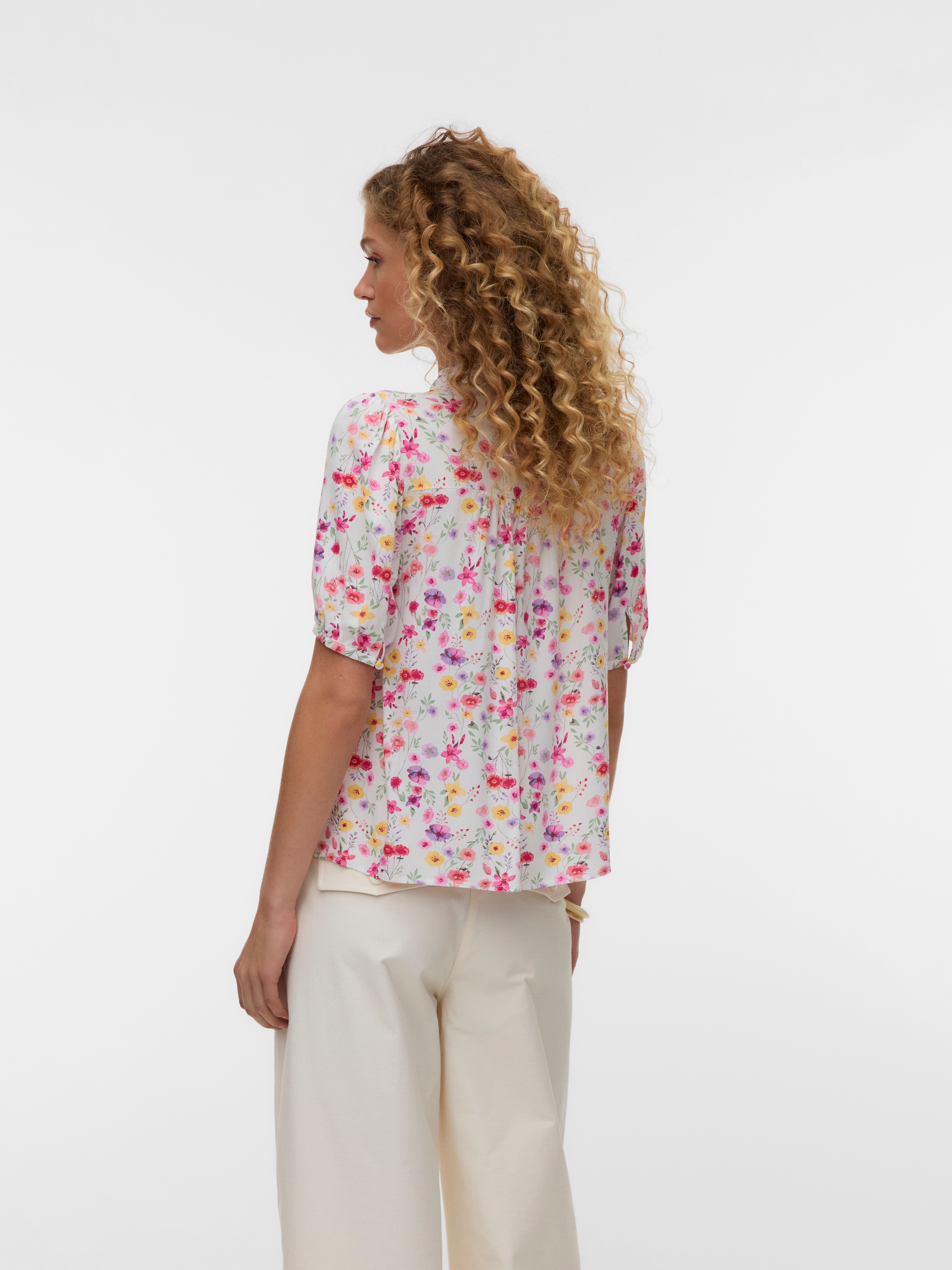 Vero Moda Kurzarmbluse »VMEASY JOY 2/4 V-NECK FRILL TOP WVN« Viskose, normal geschnitten