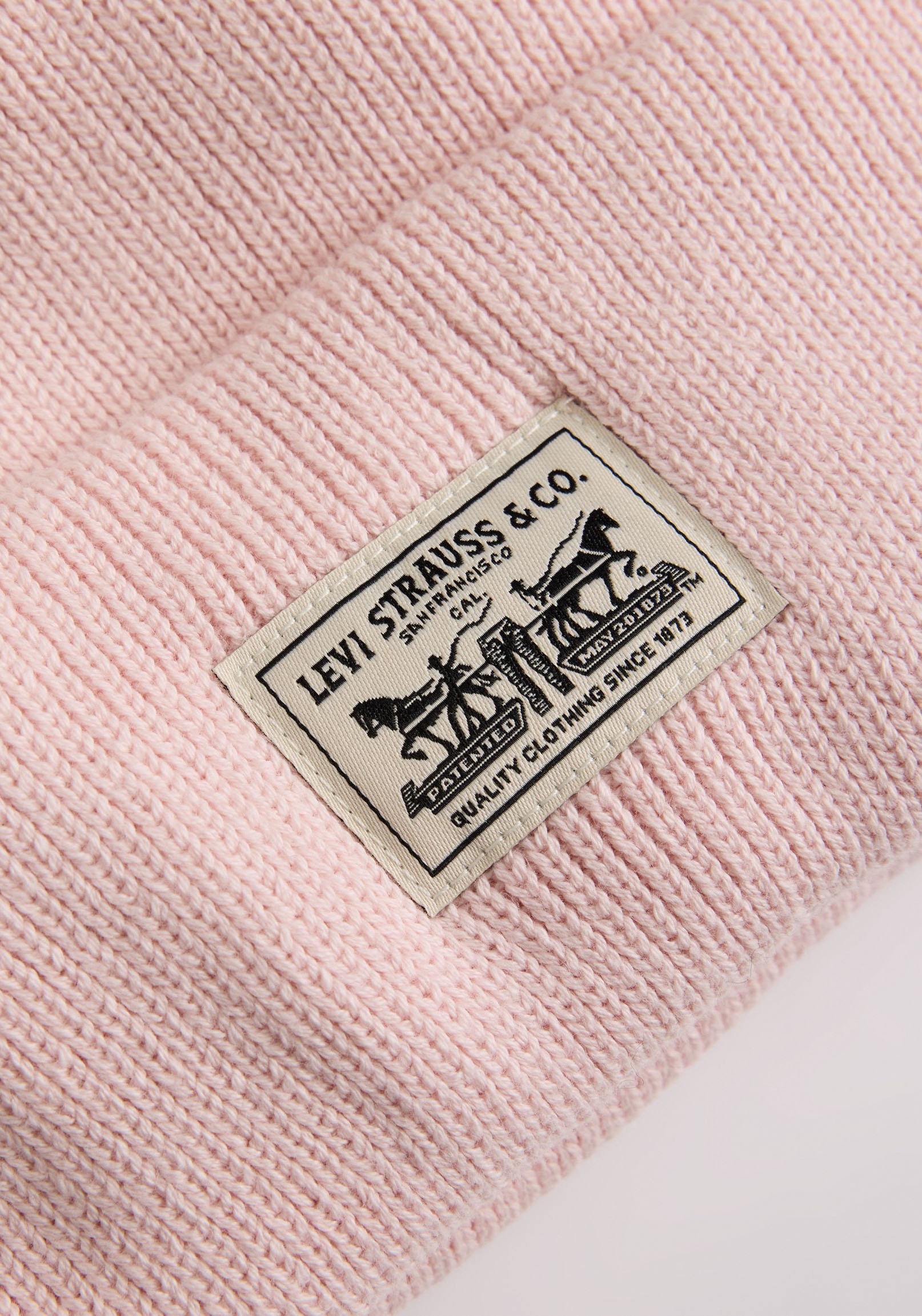Levi's® Beanie »WOMEN'S BACKPATCH BEANIE«