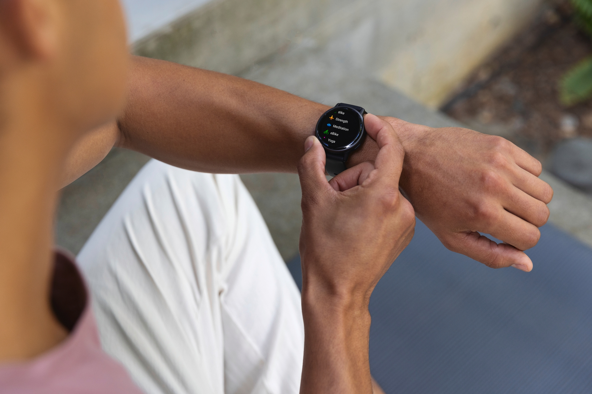 Garmin Smartwatch Pay Coaching Rollstuhlmodus) bei bestellen »VIVOACTIVE Fitness (Proprietär Garmin 5«, OTTO Smartwatch