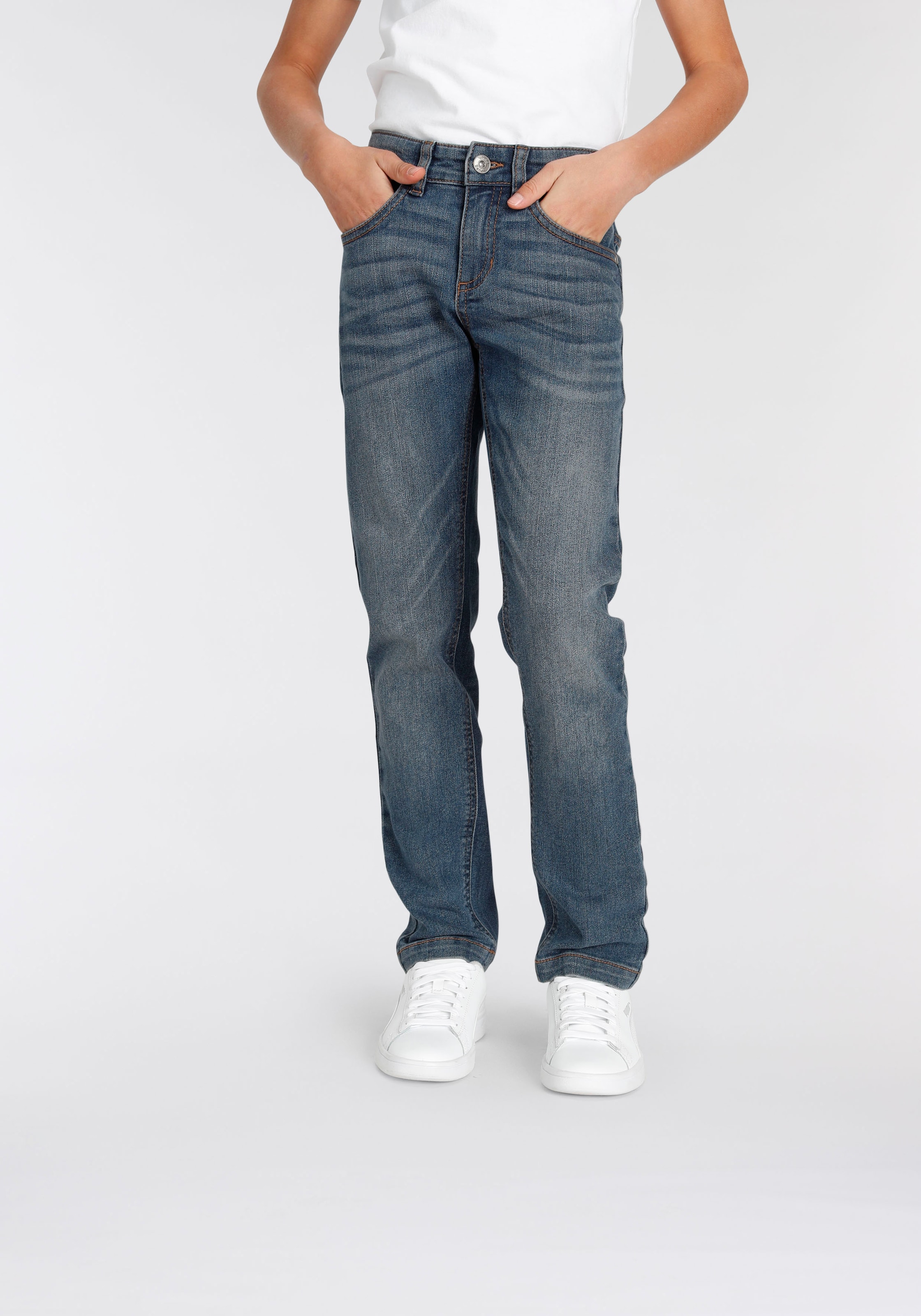 Bench. Stretch-Jeans »regular fit mit schmalem Bein« bei OTTO