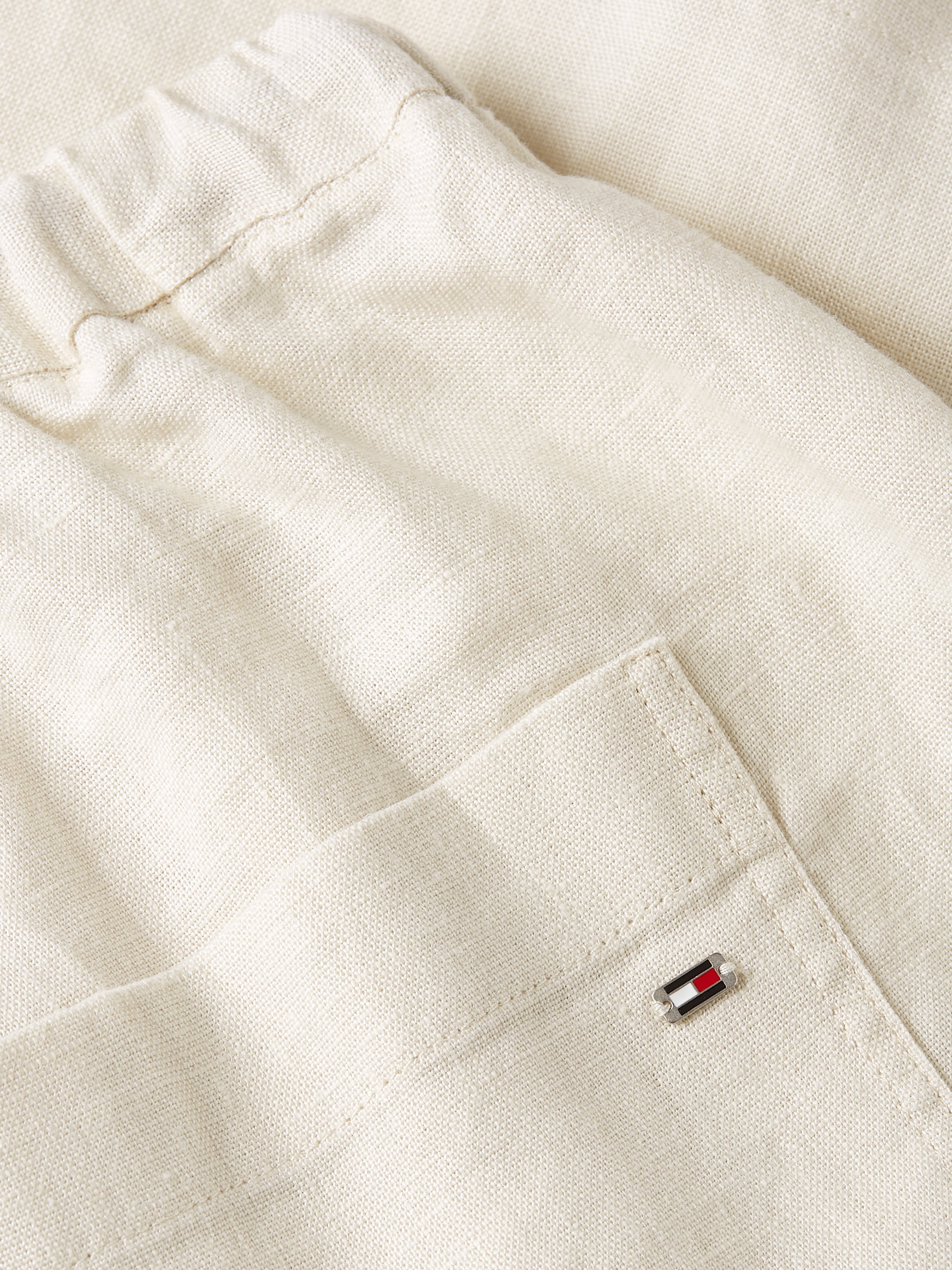 Tommy Hilfiger Shorts »PULL ON CASUAL LINEN SHORT«, mit Logostickerei