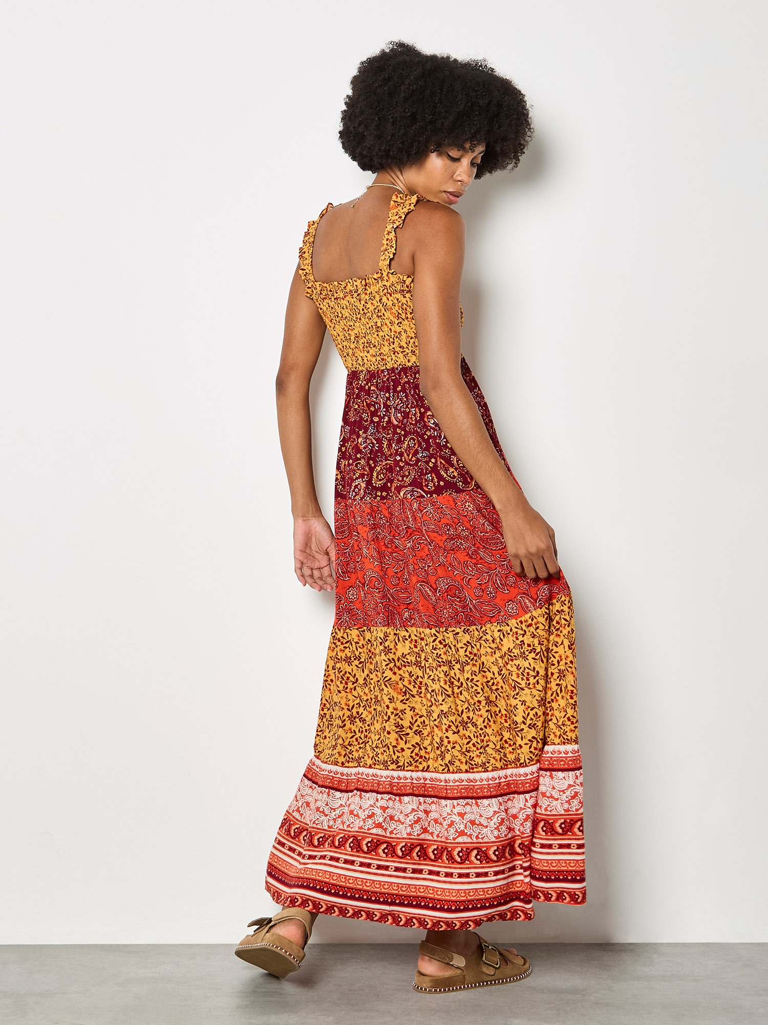Apricot Maxikleid »Maxikleid« mit Blumen- und Paisley-Muster