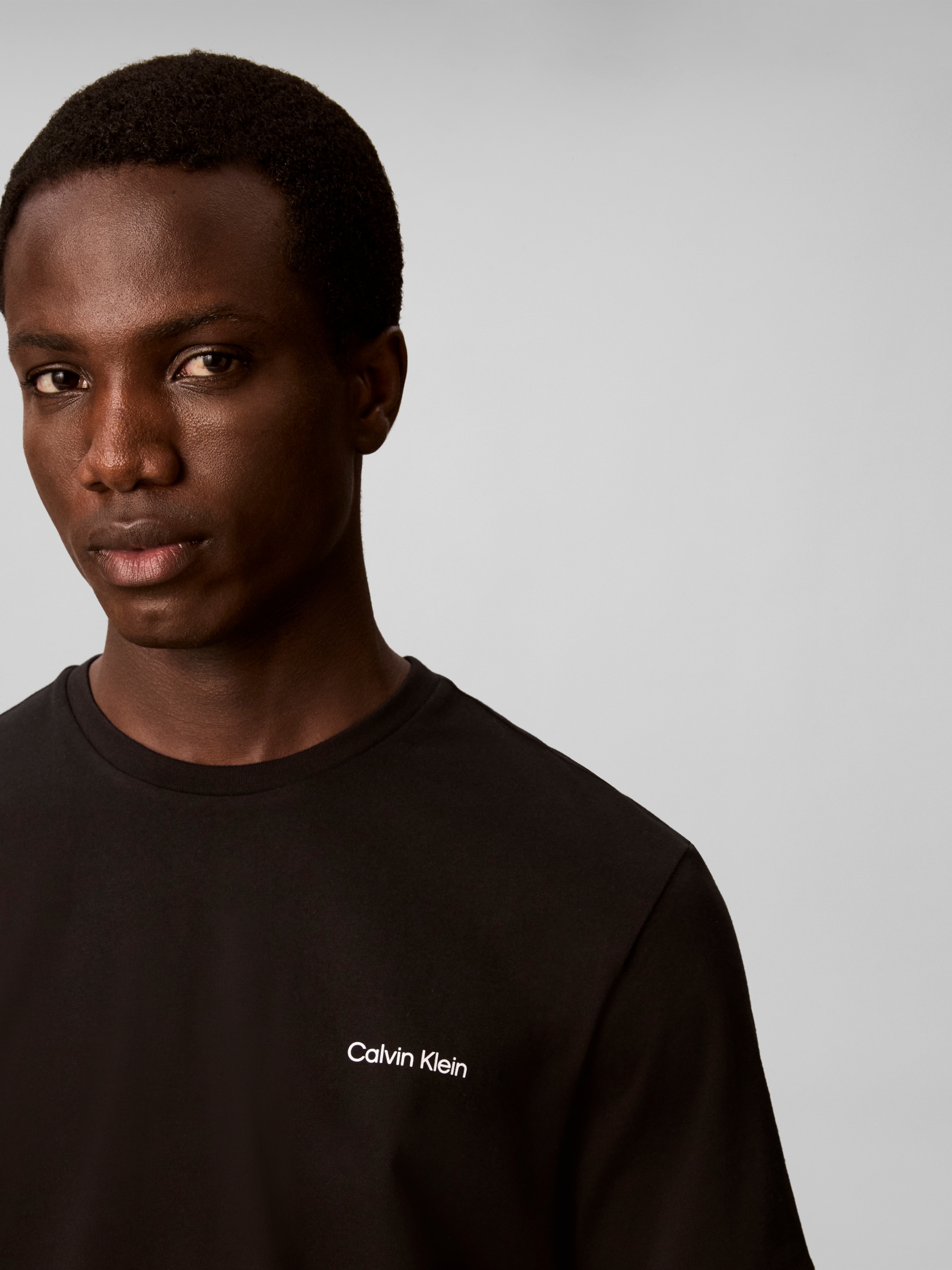 Calvin Klein T-Shirt »MICRO LOGO CREWNECK TEE« 2 Regular fit mit Rundhalsausschnitt