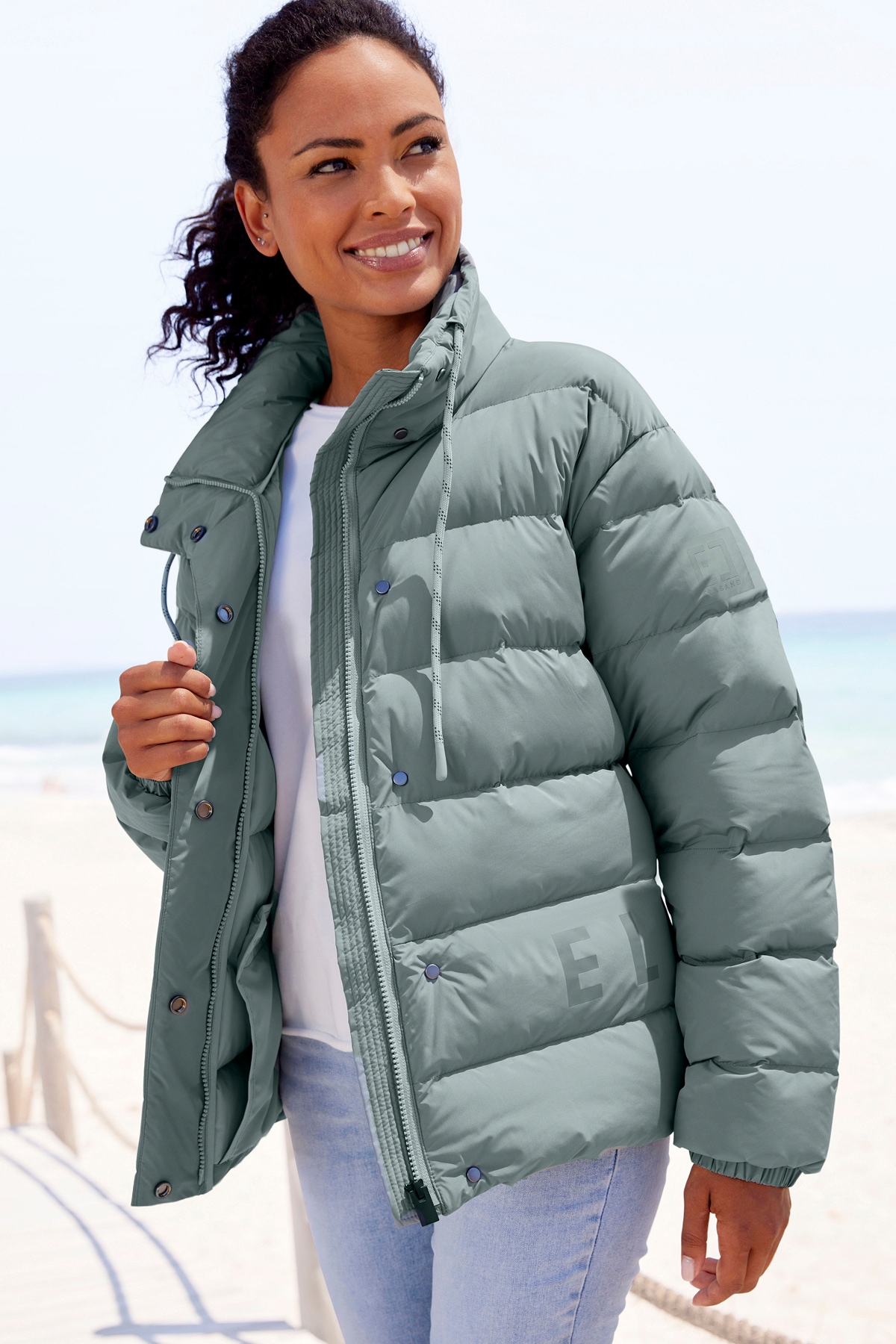 Elbsand Steppjacke ohne Kapuze mit großem Letter-Print