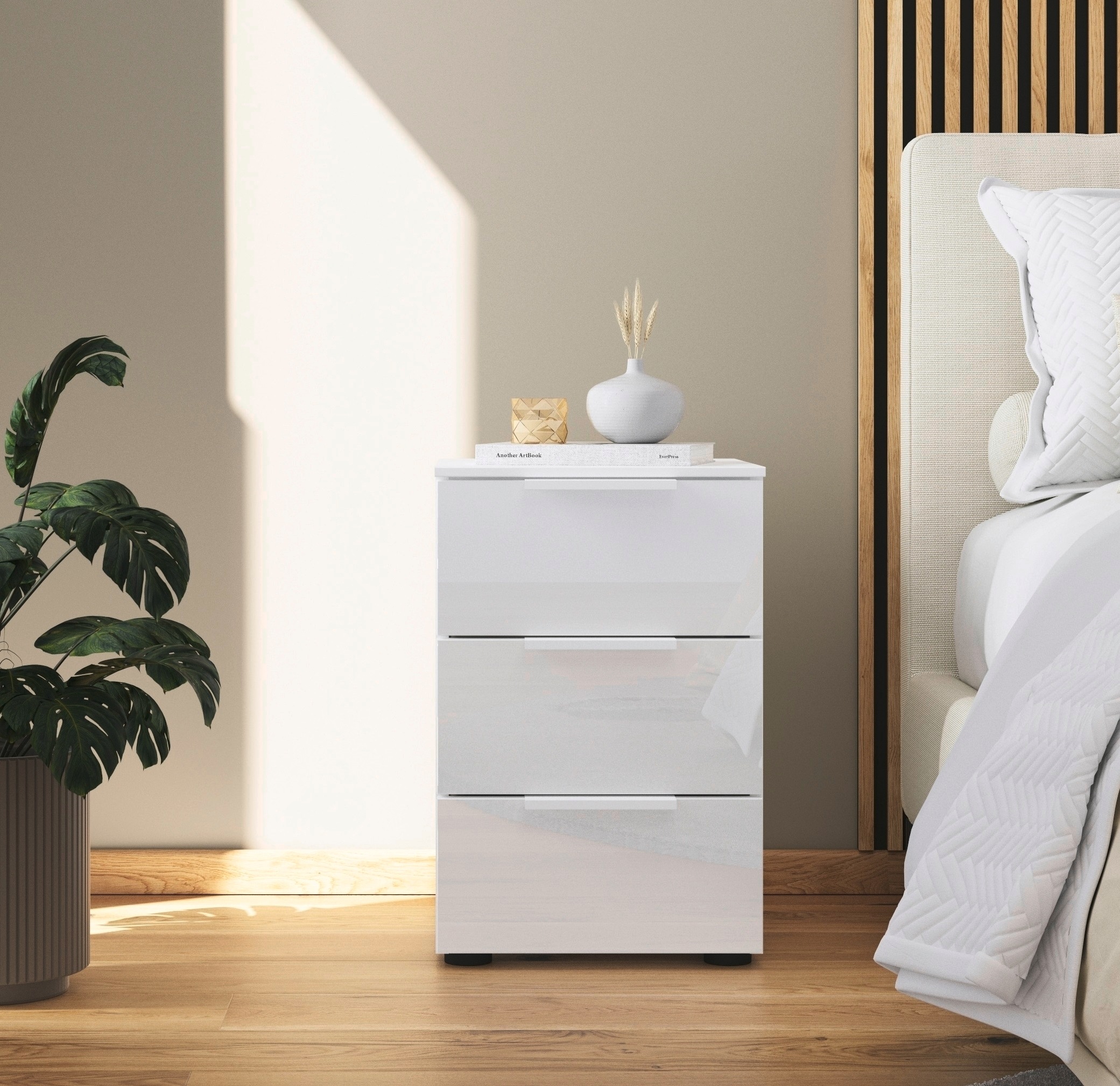 rauch Nachtkommode »Nachttisch Nachtschrank Nachtkonsole FLIPP mit Glasfront« Breite 40 cm,  mit 3 Schubladen und Soft-Close-Funktion sowie Glasfront