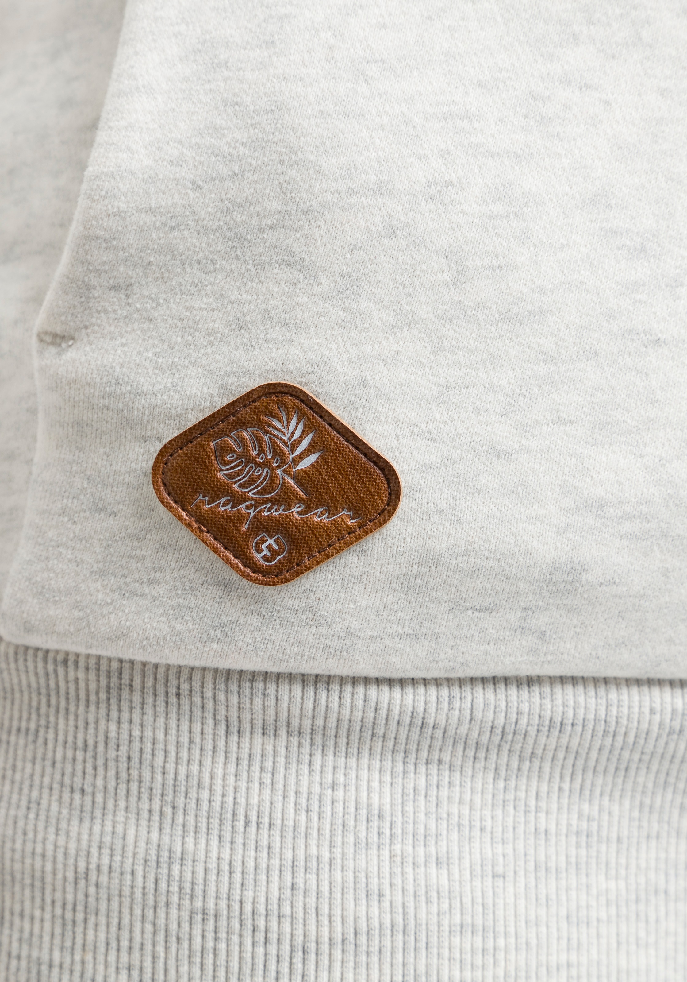 Ragwear Kapuzensweatshirt »GRIPYBUTTON«, Sweater mit rustikalen Kordel-Akzenten