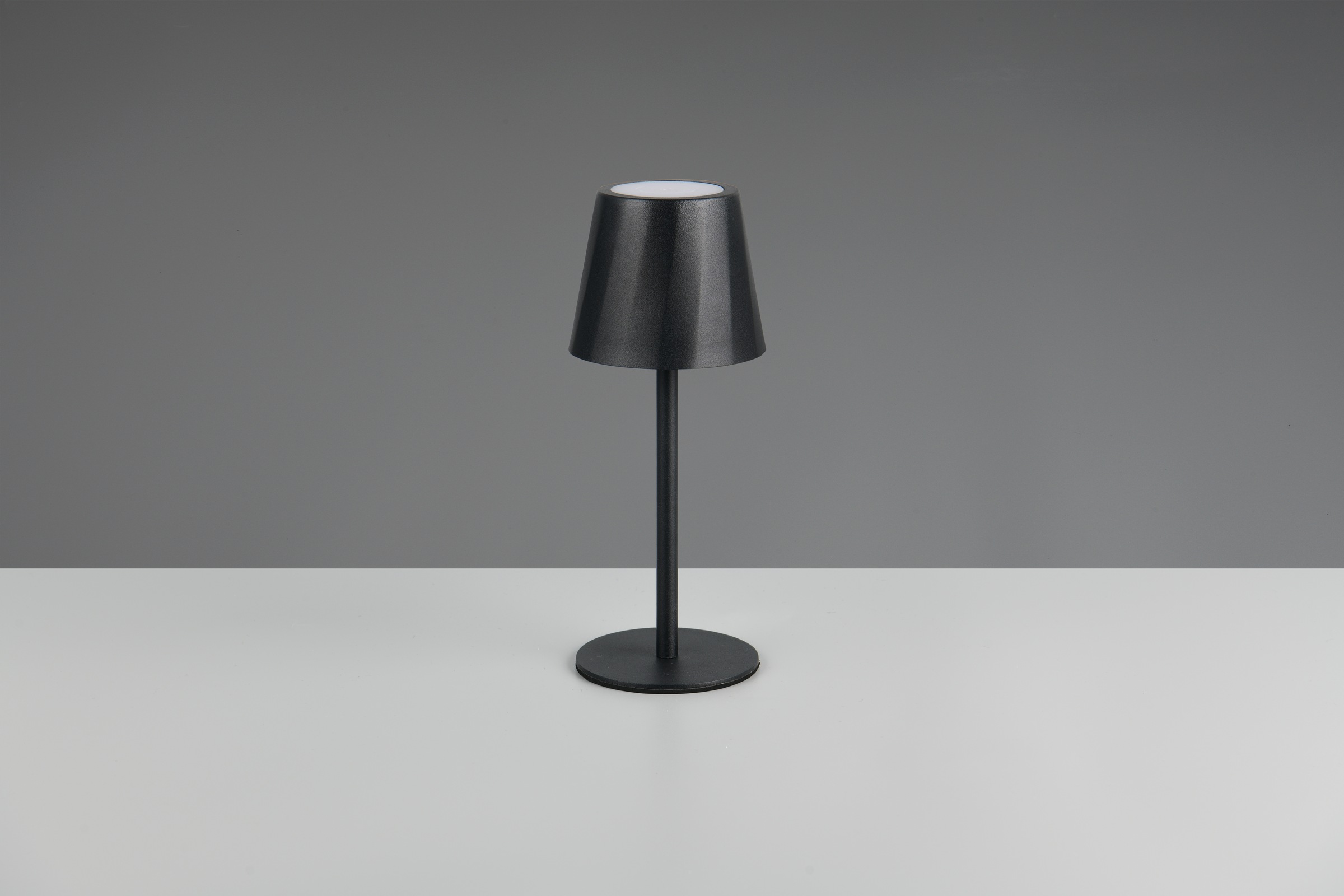 REALITY Leuchten LED Tischleuchte »DIAZ, Outdoor Akku Tischlampe Höhe 21 cm Ø 8,5 cm, IP44, Touchdimmer« LED-Board 1 Stk. Farbwechsler | warmweiß - kaltweiß CCT Lichtfarbe einstellbar 2700-6500K, 160 Lumen, 1,6W, USB Anschluss