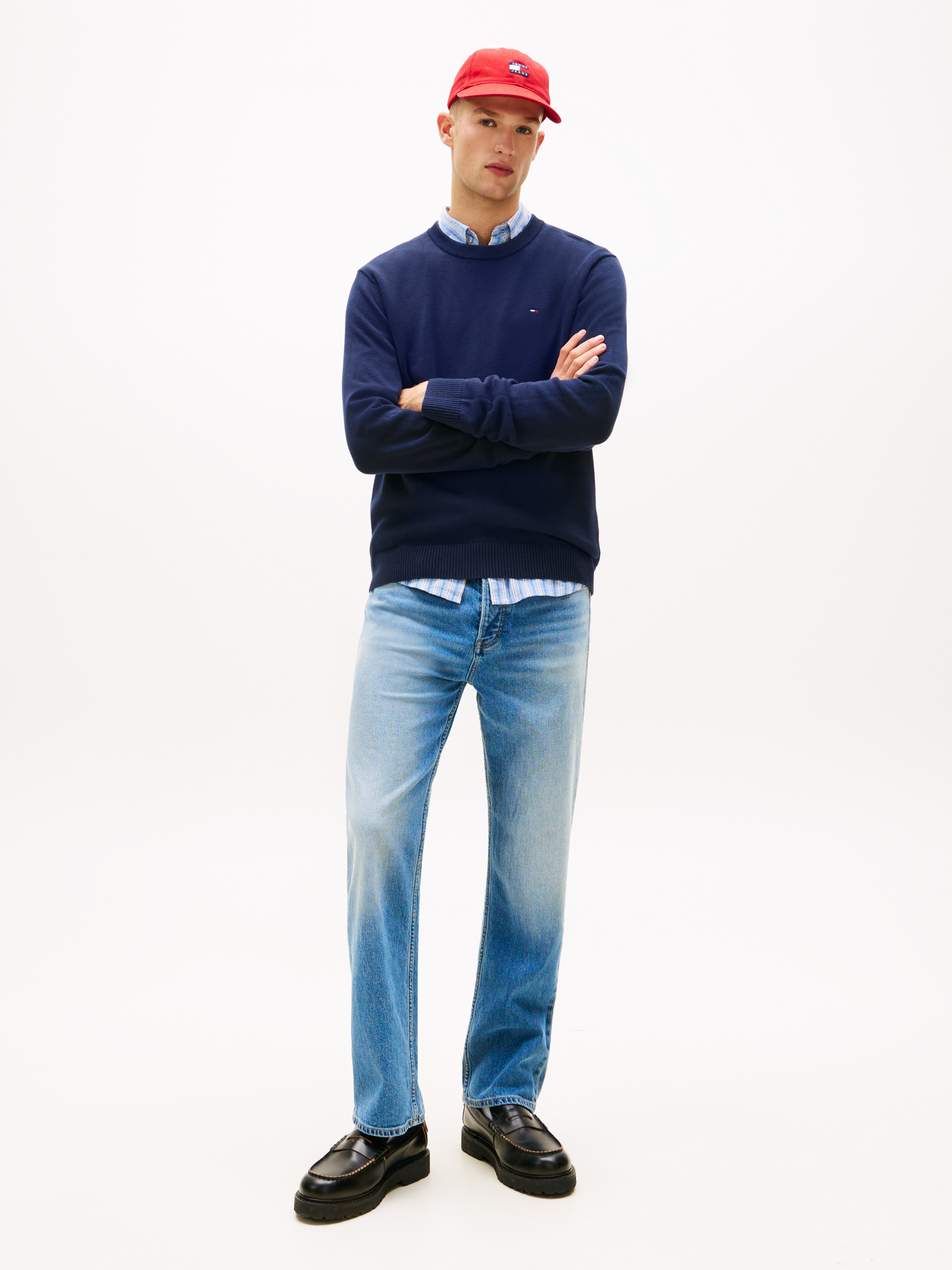 Tommy Jeans Strickpullover »TJM SLIM FIT LIGHT SWEATER« Slim fit mit Rundhalsausschnitt