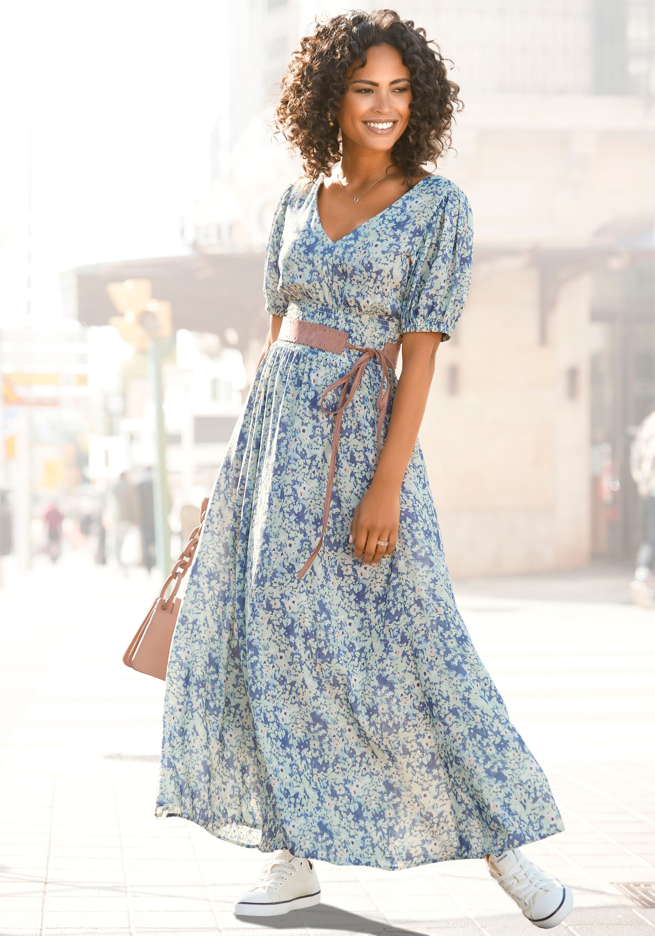 Maxikleid, mit zartem Blumendruck und V-Ausschnitt, Sommerkleid, Strandkleid