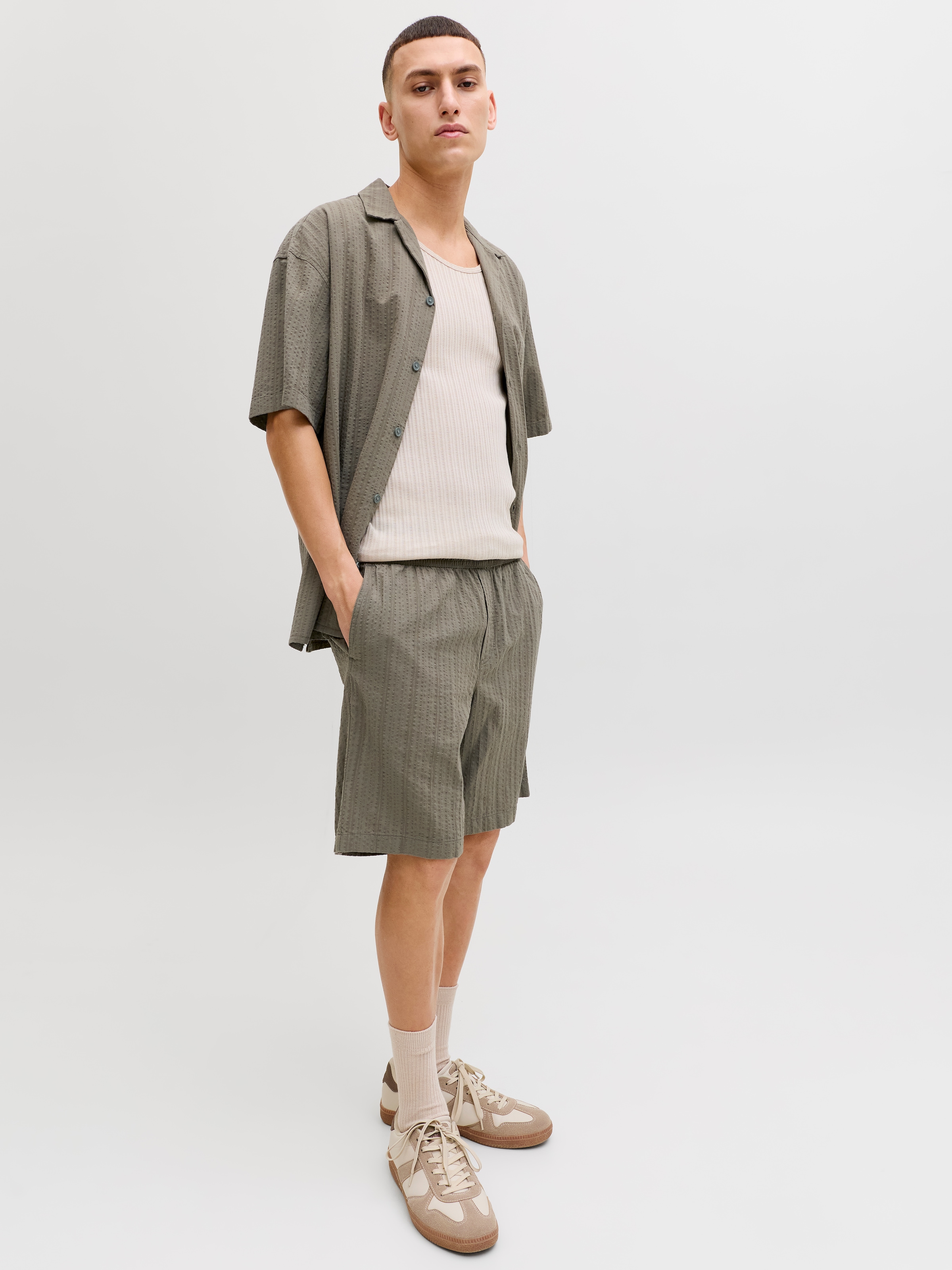 Jack & Jones Shorts »JPSTJAIDEN TYSON JOGGER SHORT SRT SN«  Baumwolle, regular fit