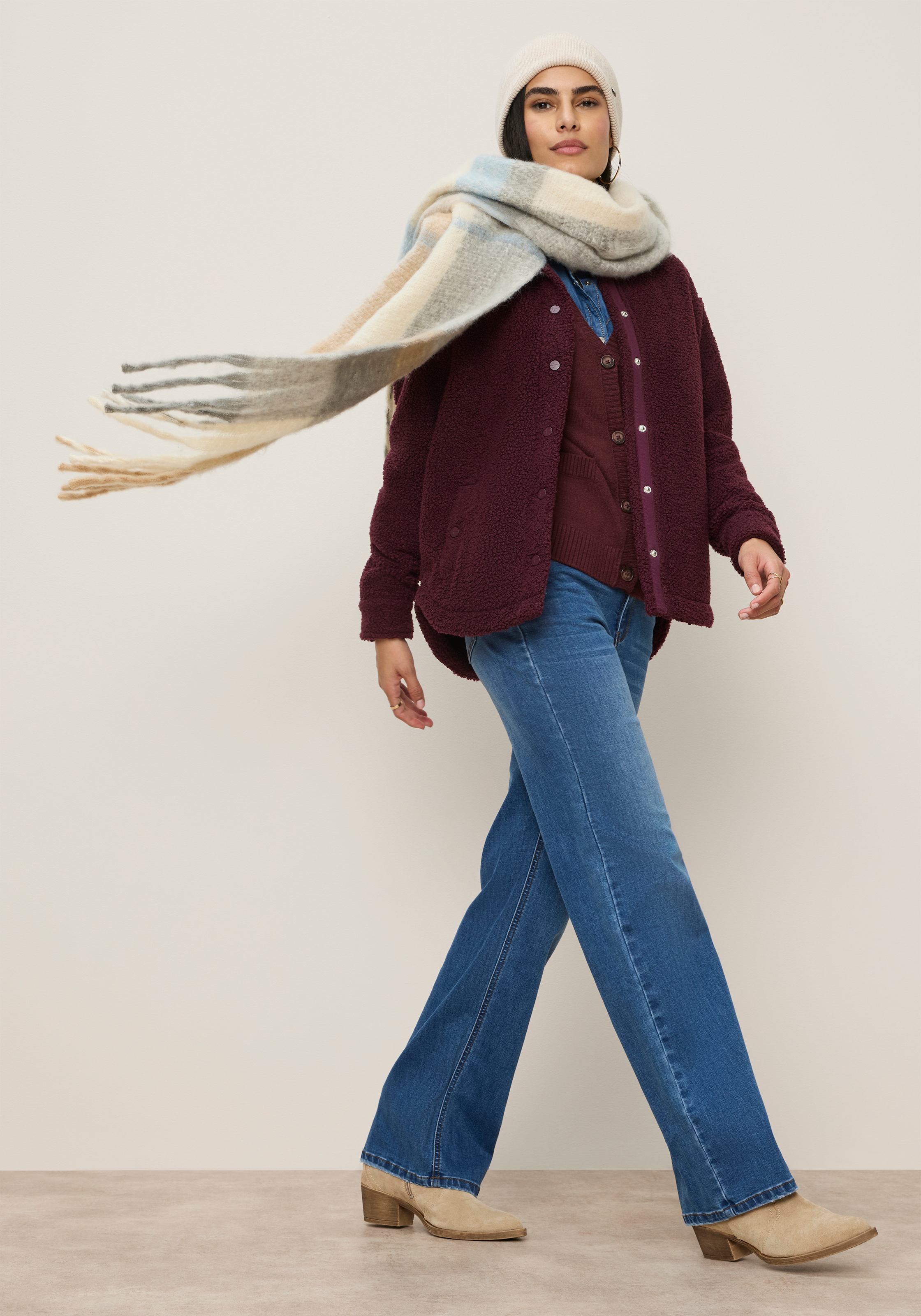 Tamaris Fleecejacke aus Teddy Fleece Jacke mit Hemdkragen und Druckknöpfen